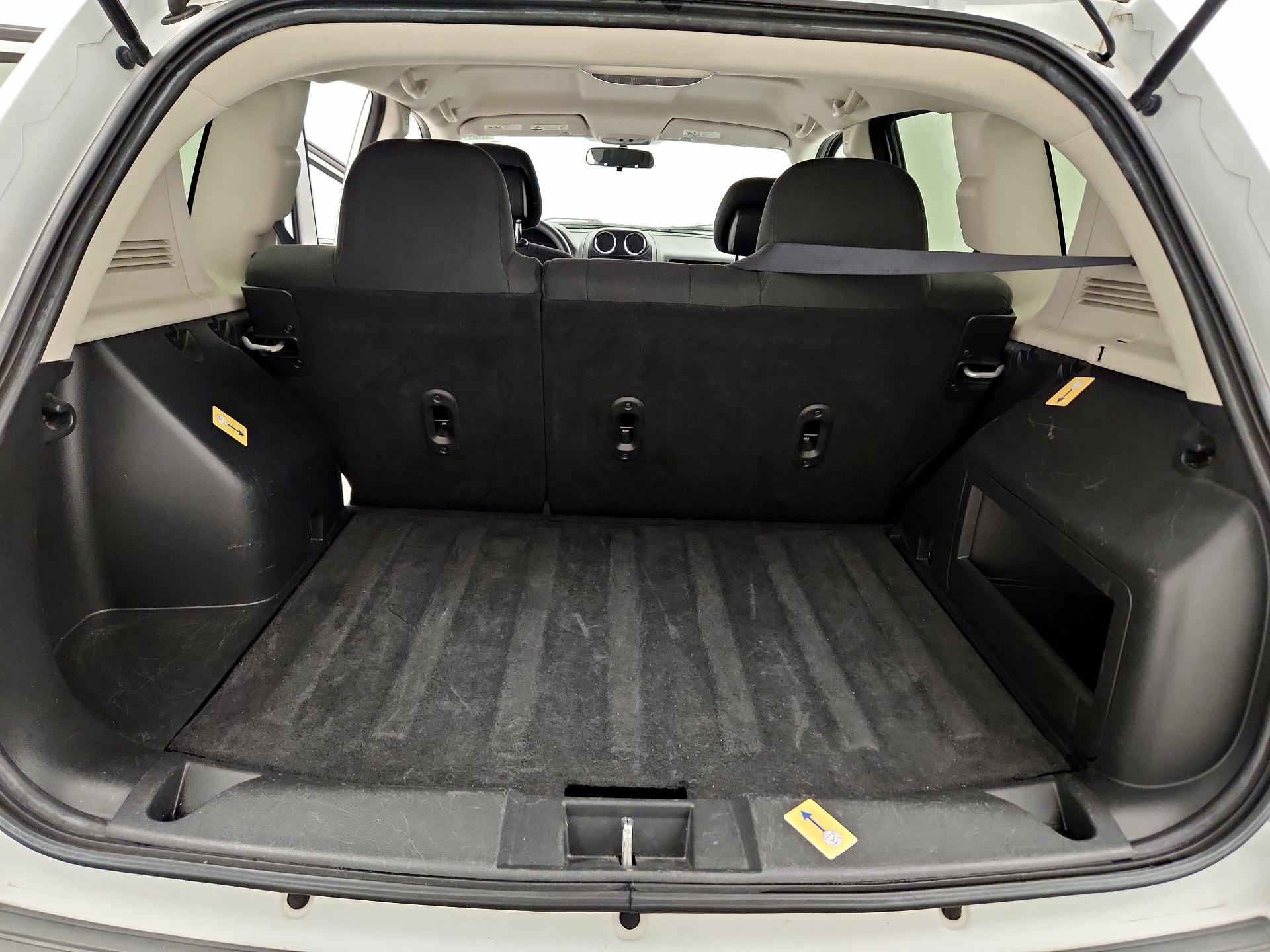Thumbnail: 2015 Jeep Compass - 18