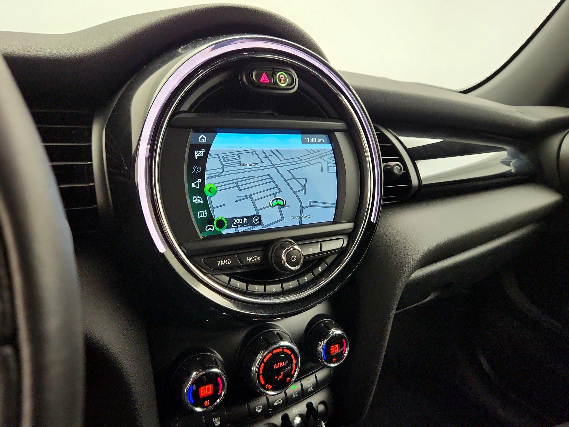 Thumbnail: 2021 MINI Cooper Hardtop - 14