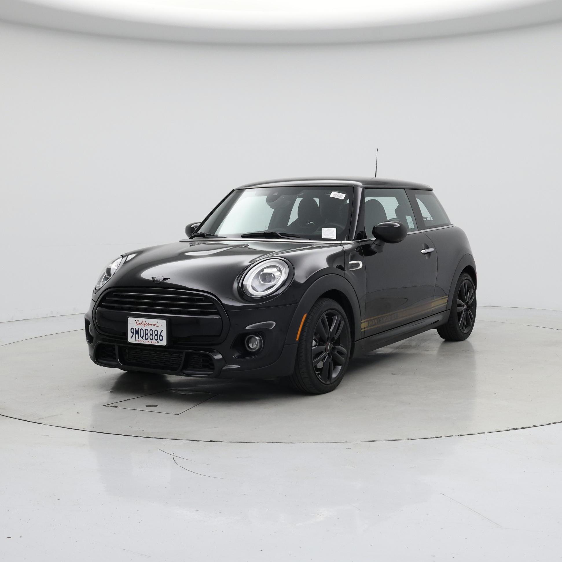 Thumbnail: 2021 MINI Cooper Hardtop - 4