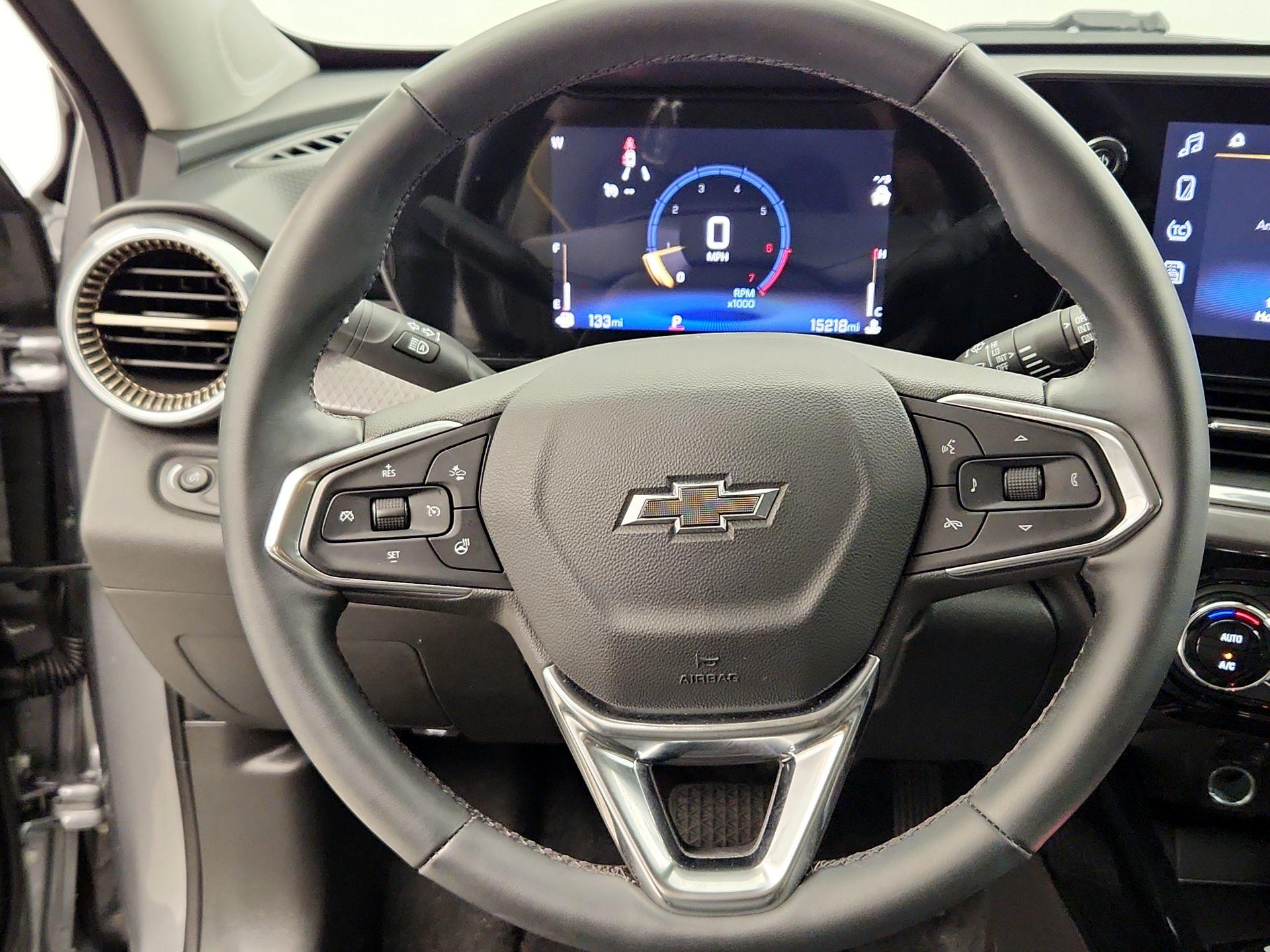 Thumbnail: 2024 Chevrolet Trax - 10