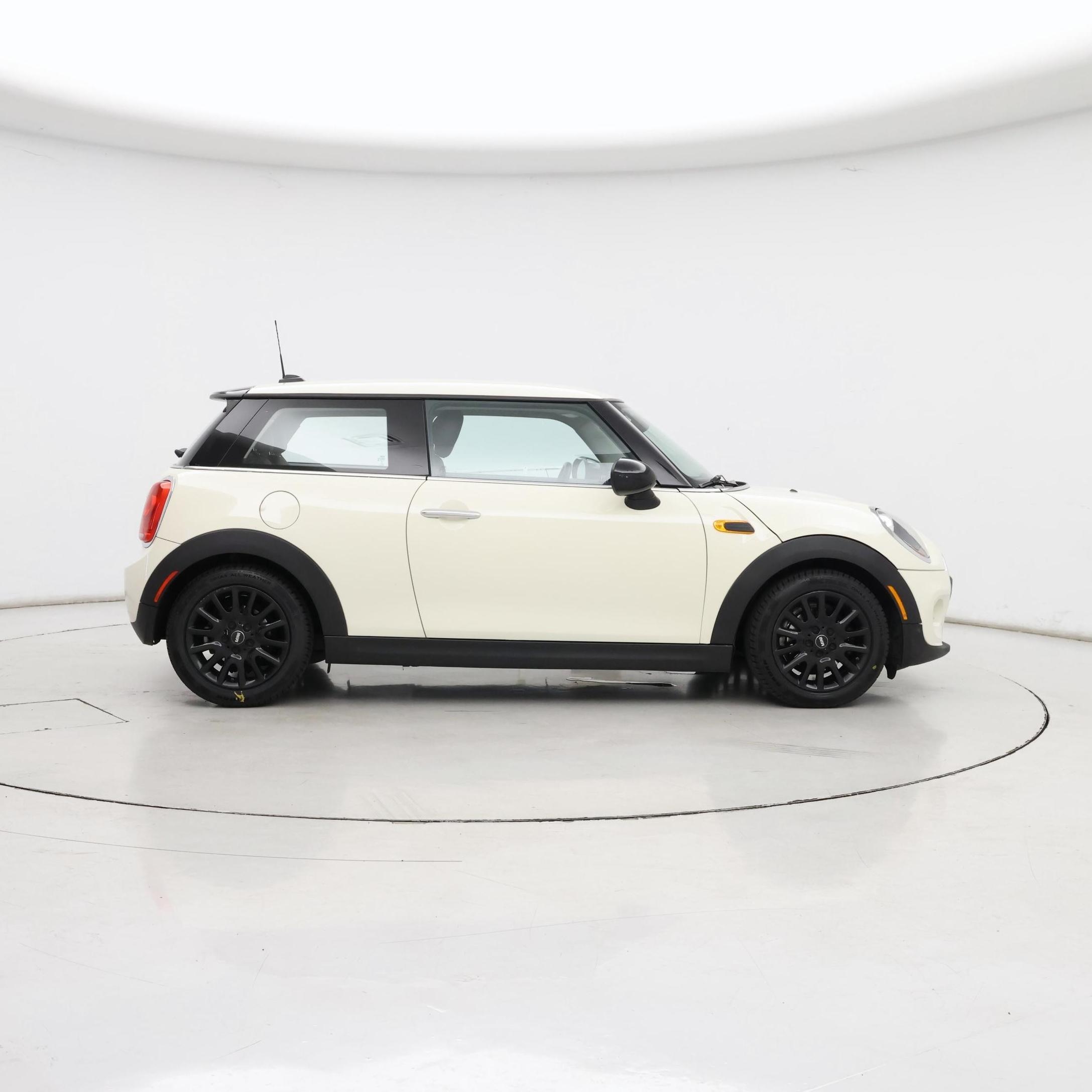 Thumbnail: 2015 MINI Cooper Hardtop - 7