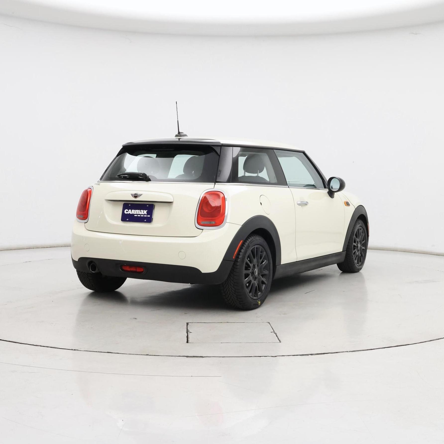 Thumbnail: 2015 MINI Cooper Hardtop - 8