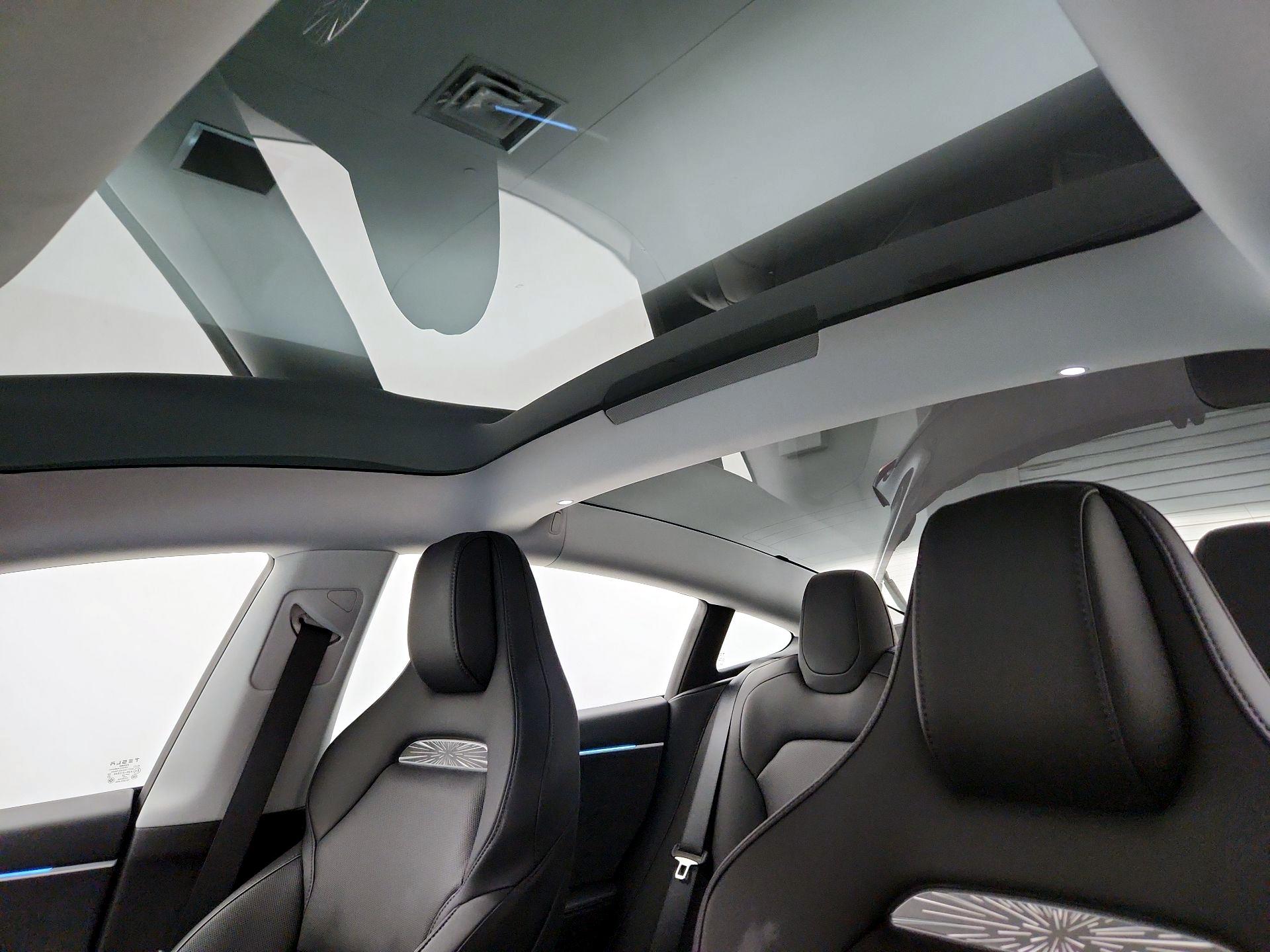 Thumbnail: 2024 Tesla Model 3 - 18