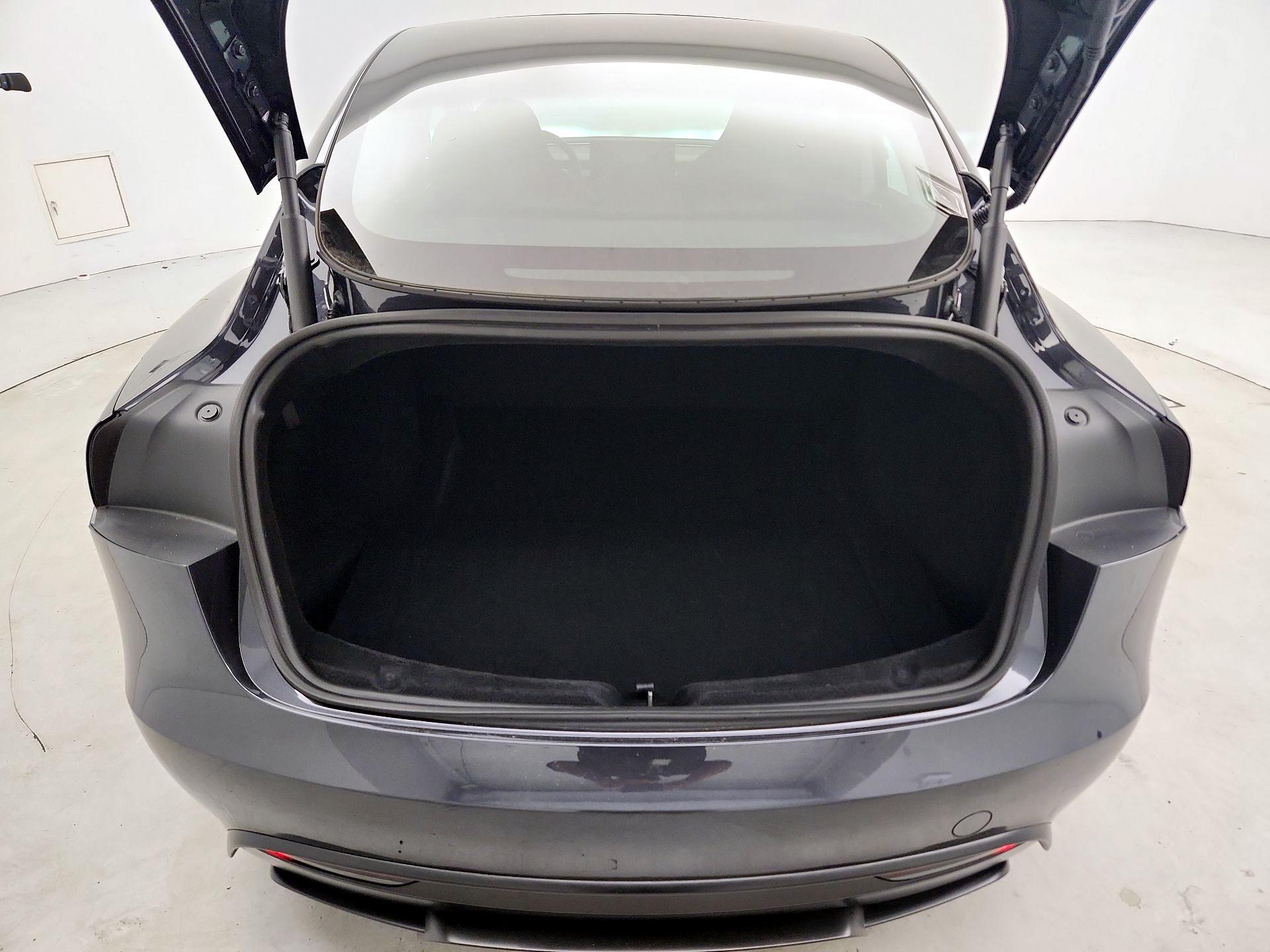 Thumbnail: 2024 Tesla Model 3 - 20