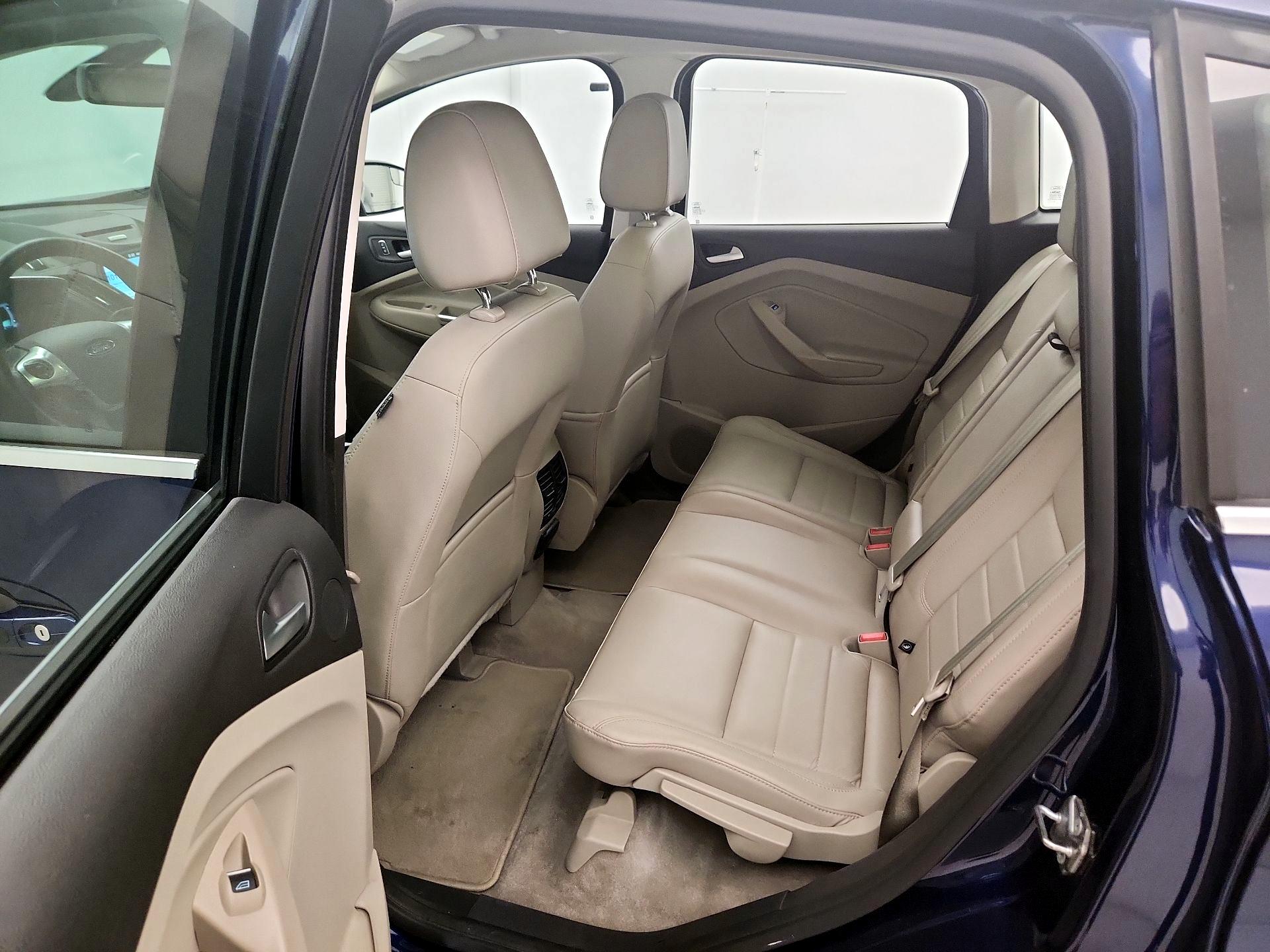Thumbnail: 2016 Ford C-Max - 17