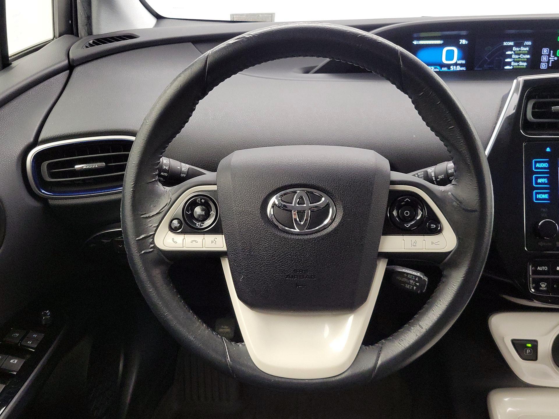 Thumbnail: 2016 Toyota Prius - 10