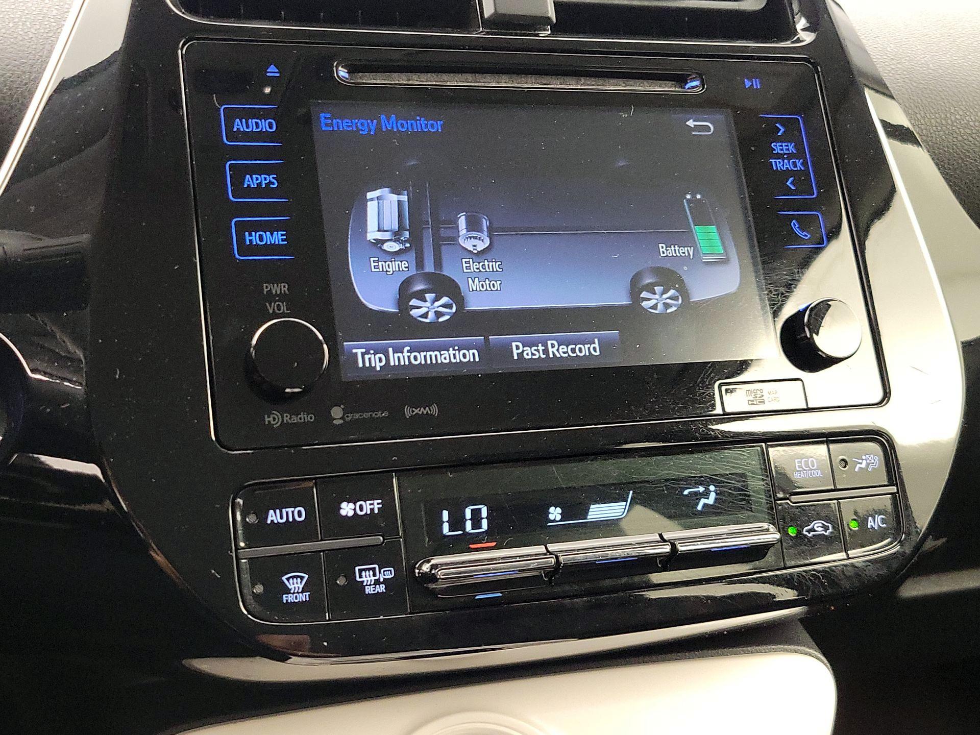 Thumbnail: 2016 Toyota Prius - 17