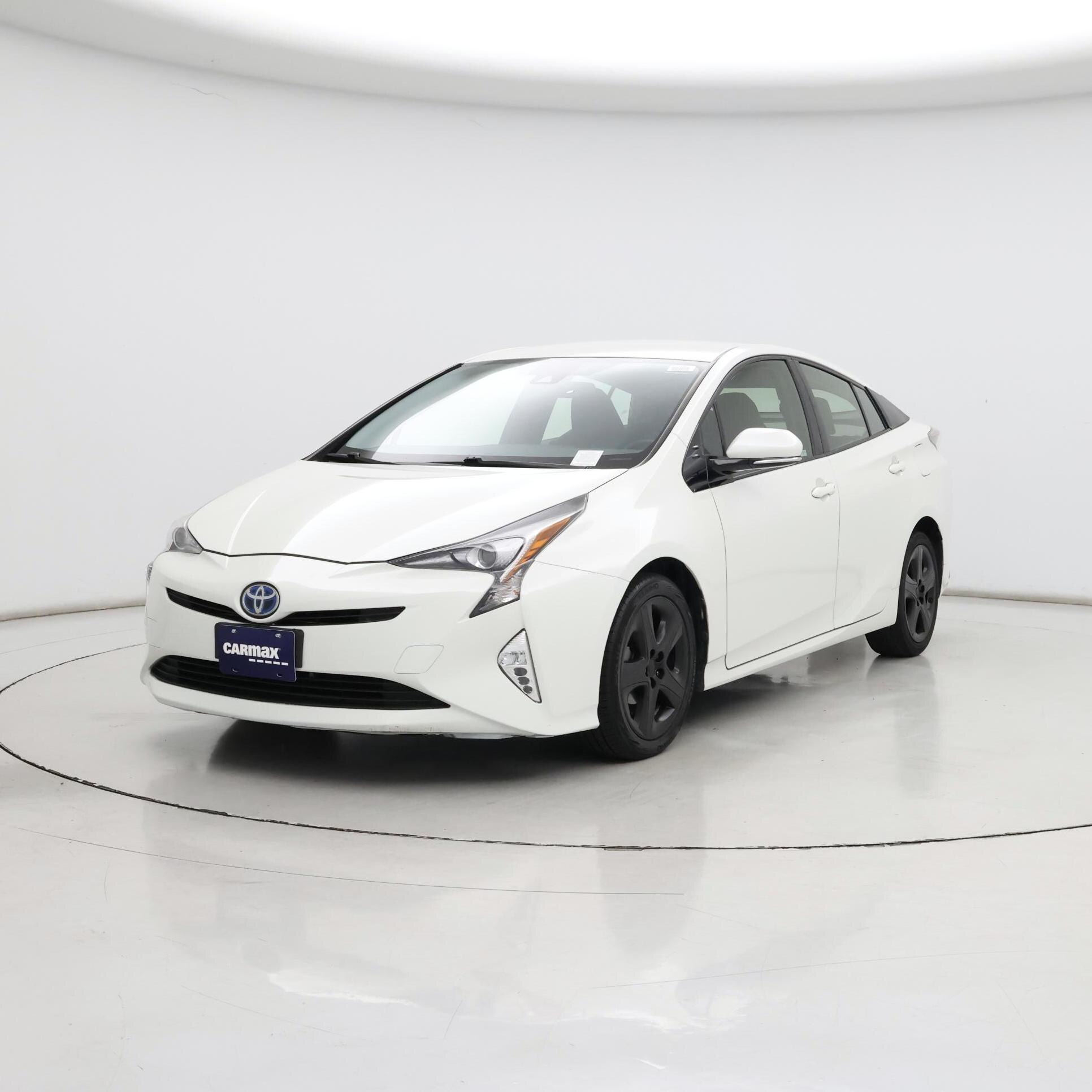 Thumbnail: 2016 Toyota Prius - 4