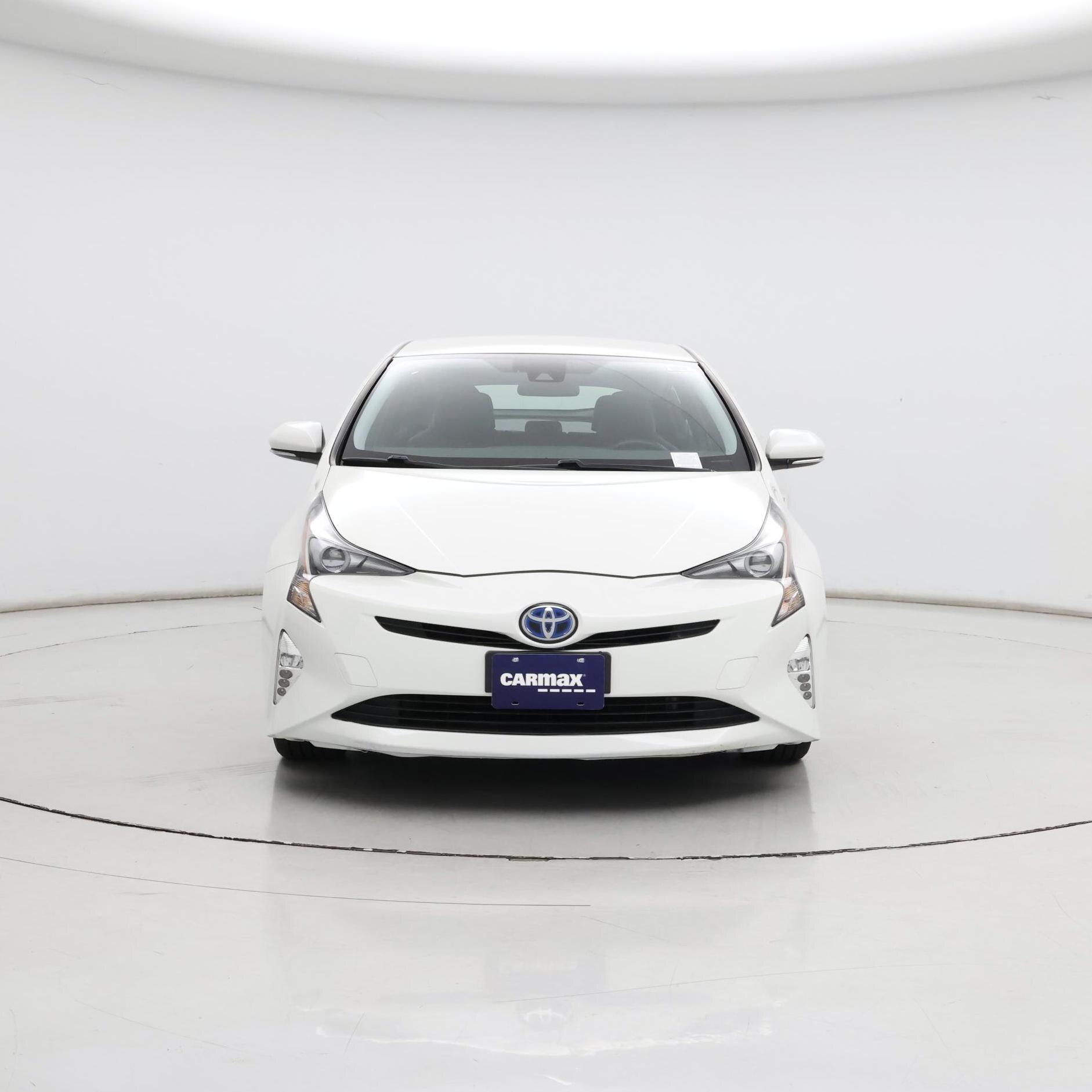 Thumbnail: 2016 Toyota Prius - 5
