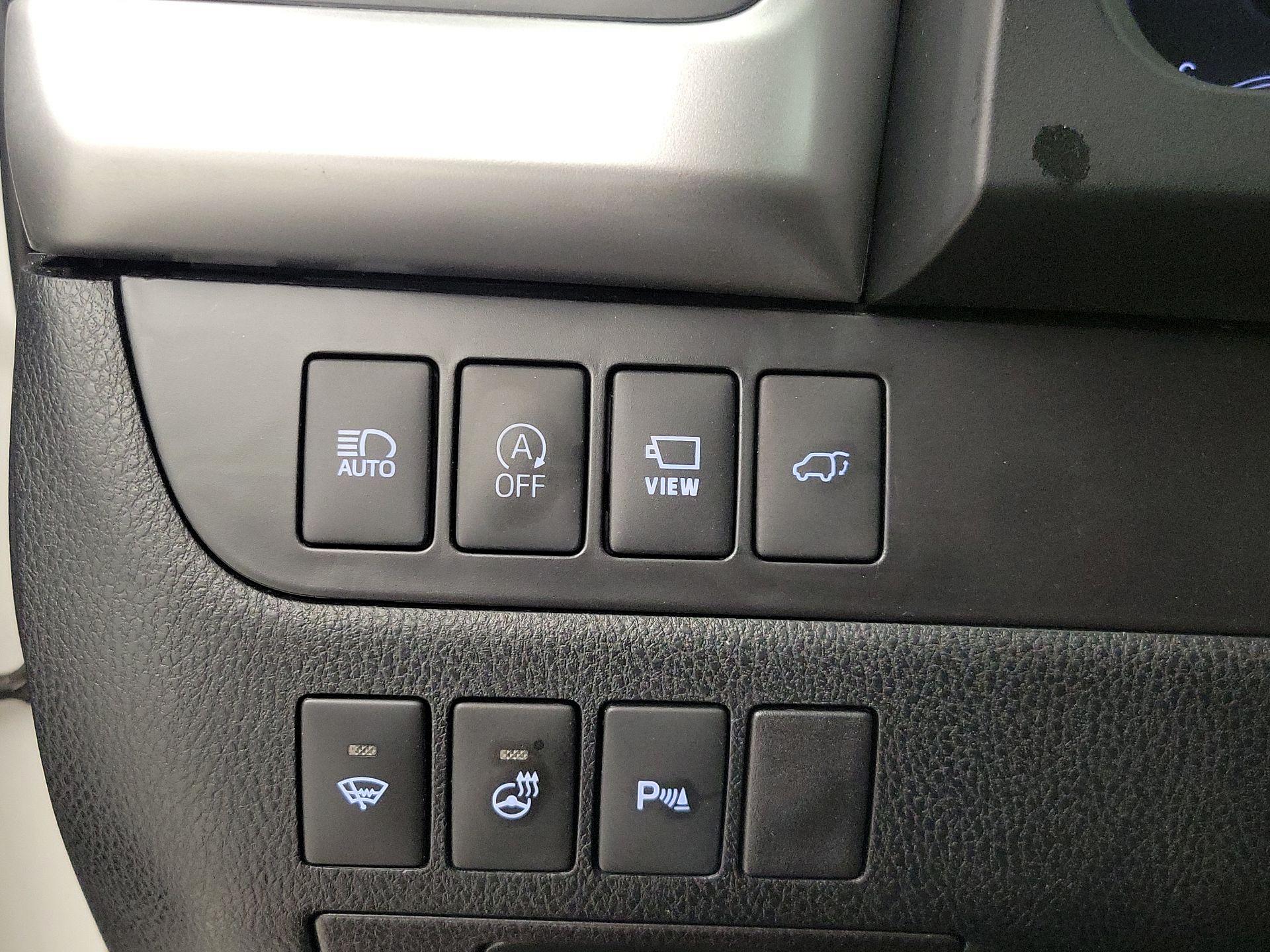 Thumbnail: 2019 Toyota Highlander - 13
