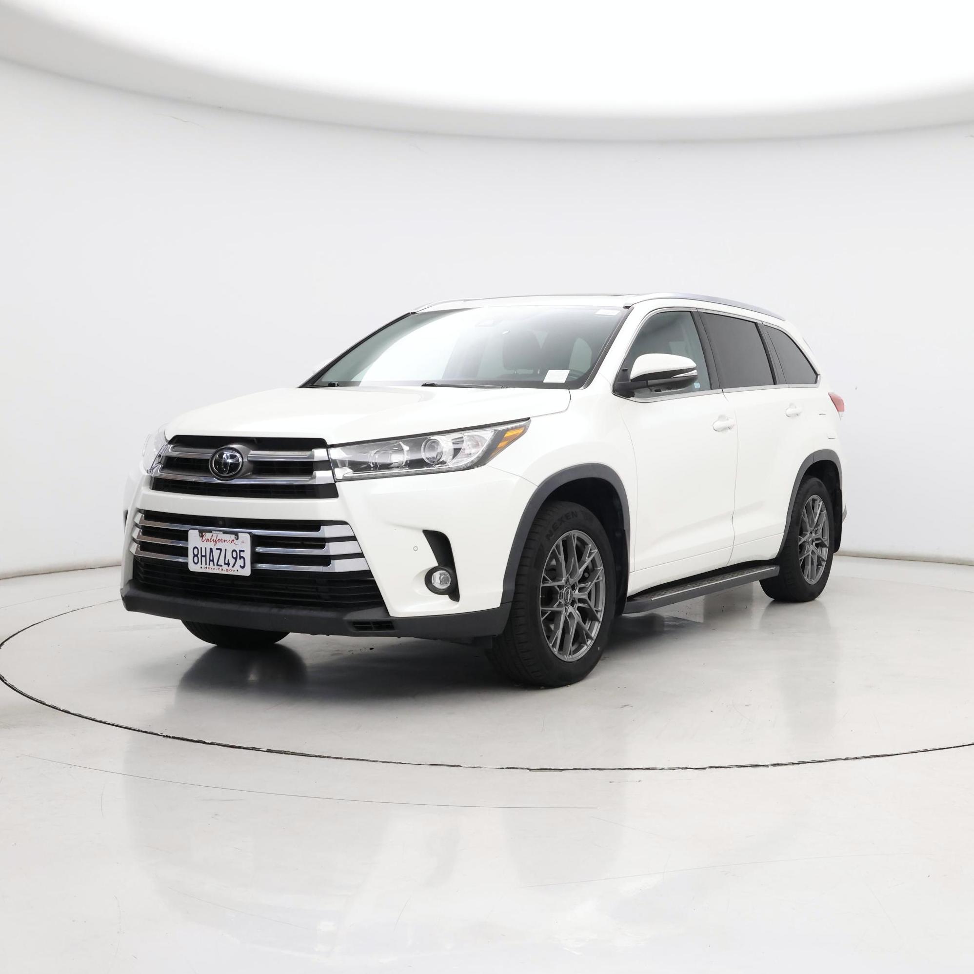 Thumbnail: 2019 Toyota Highlander - 4