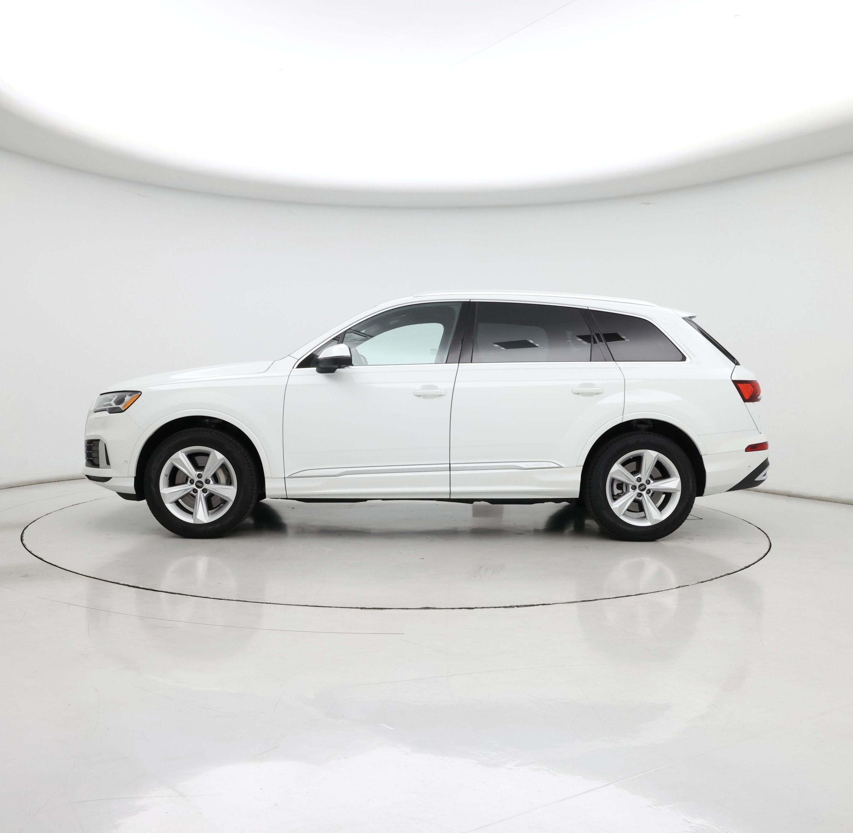Thumbnail: 2024 Audi Q7 - 3