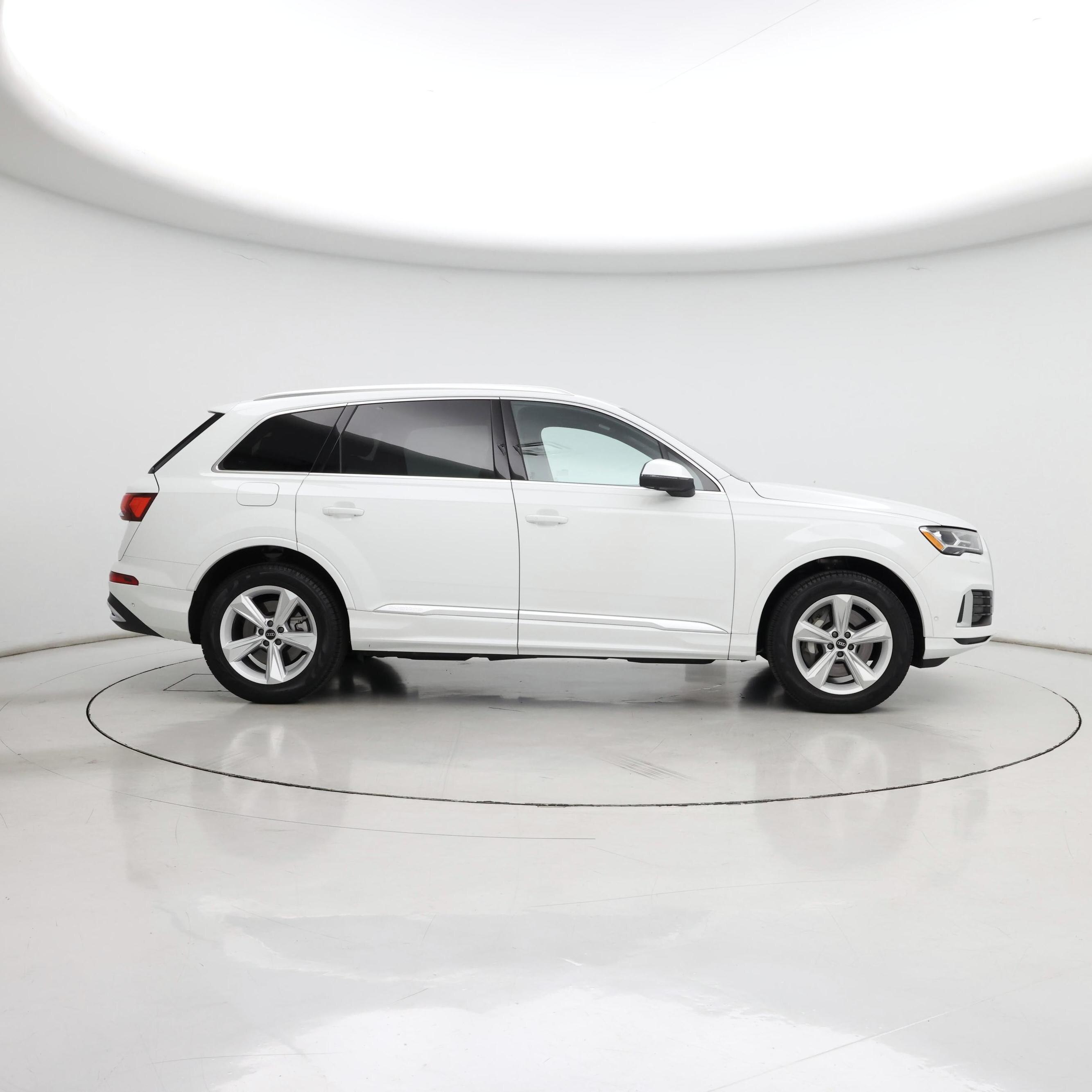 Thumbnail: 2024 Audi Q7 - 7