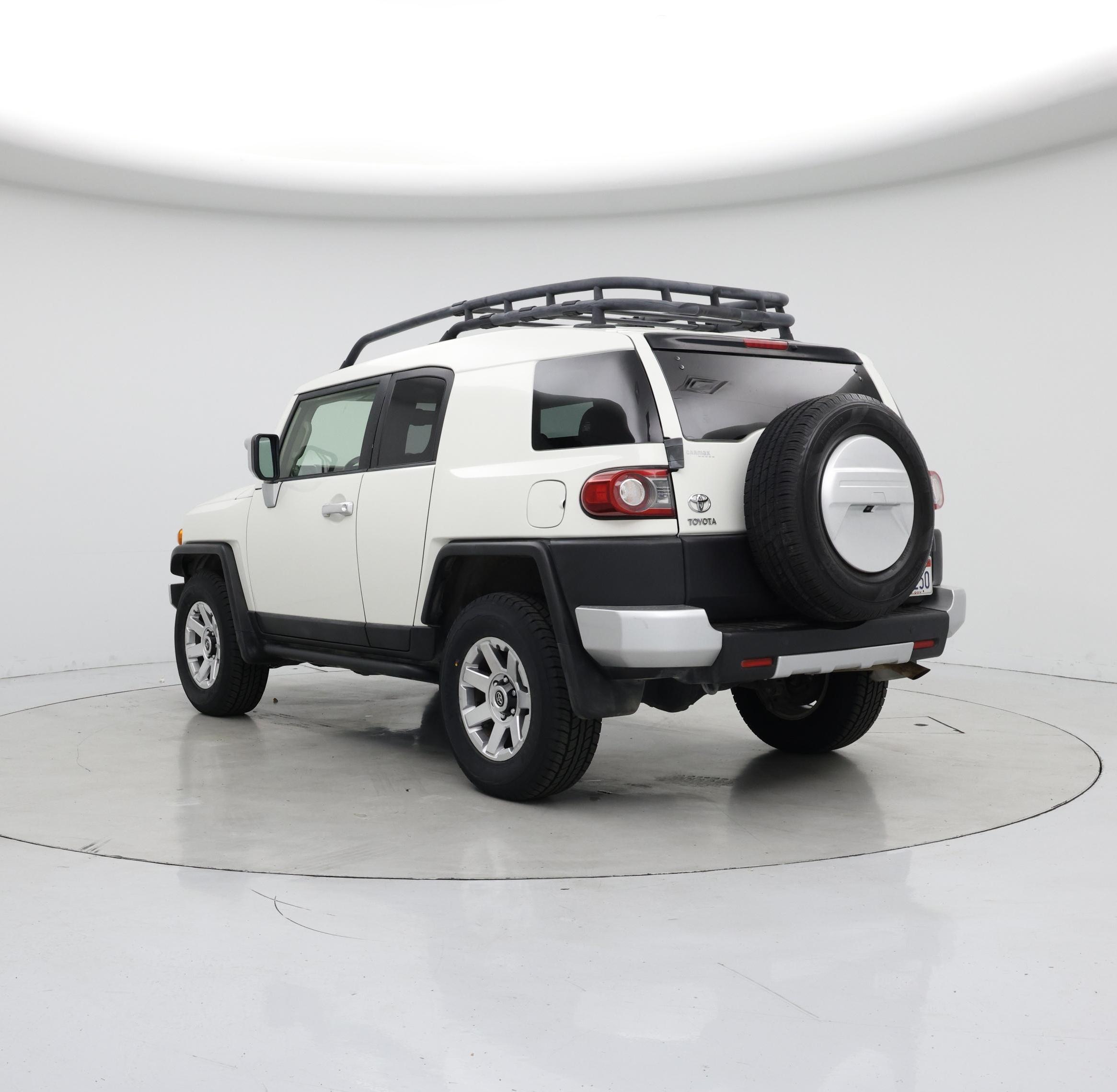 Thumbnail: 2014 Toyota FJ Cruiser - 2