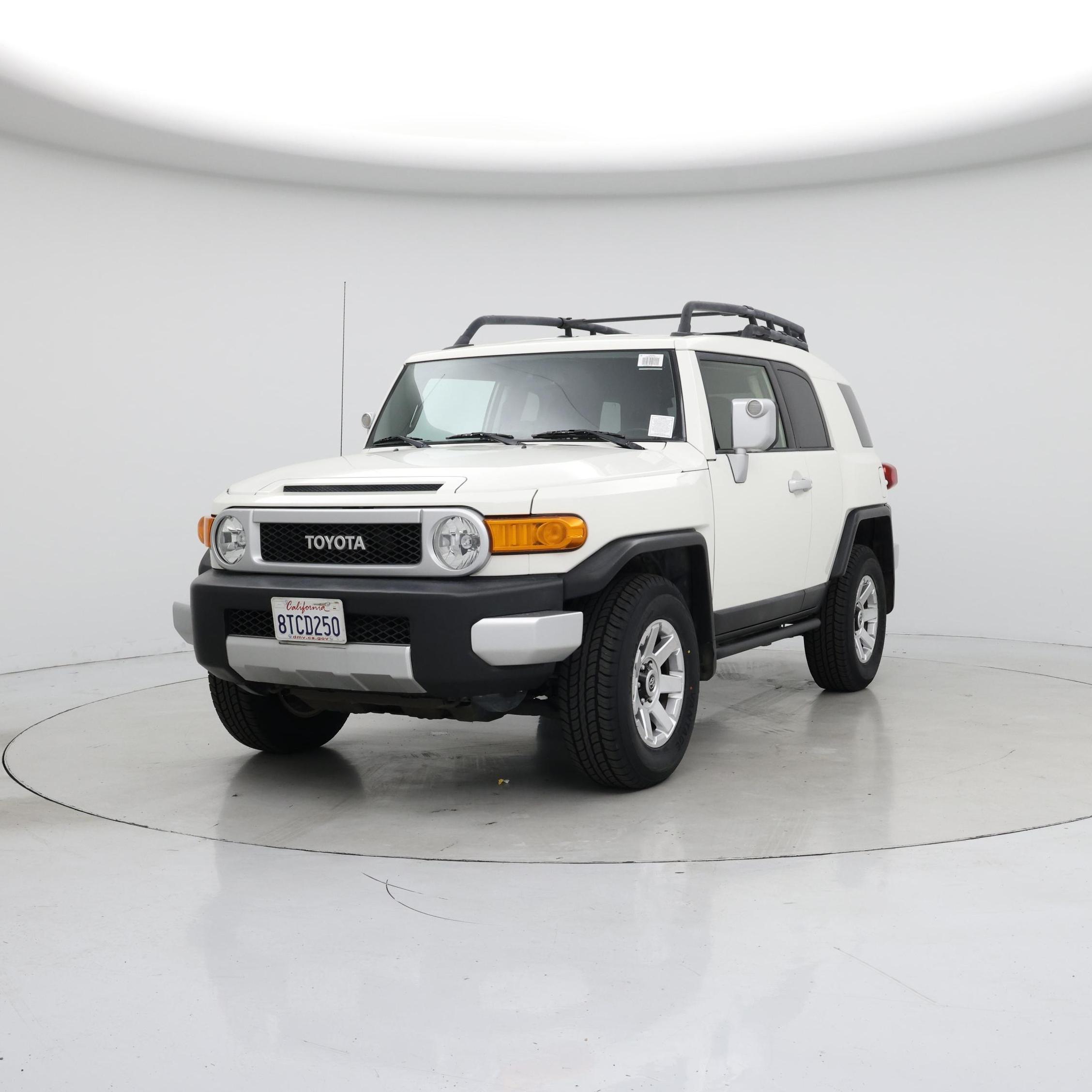 Thumbnail: 2014 Toyota FJ Cruiser - 4