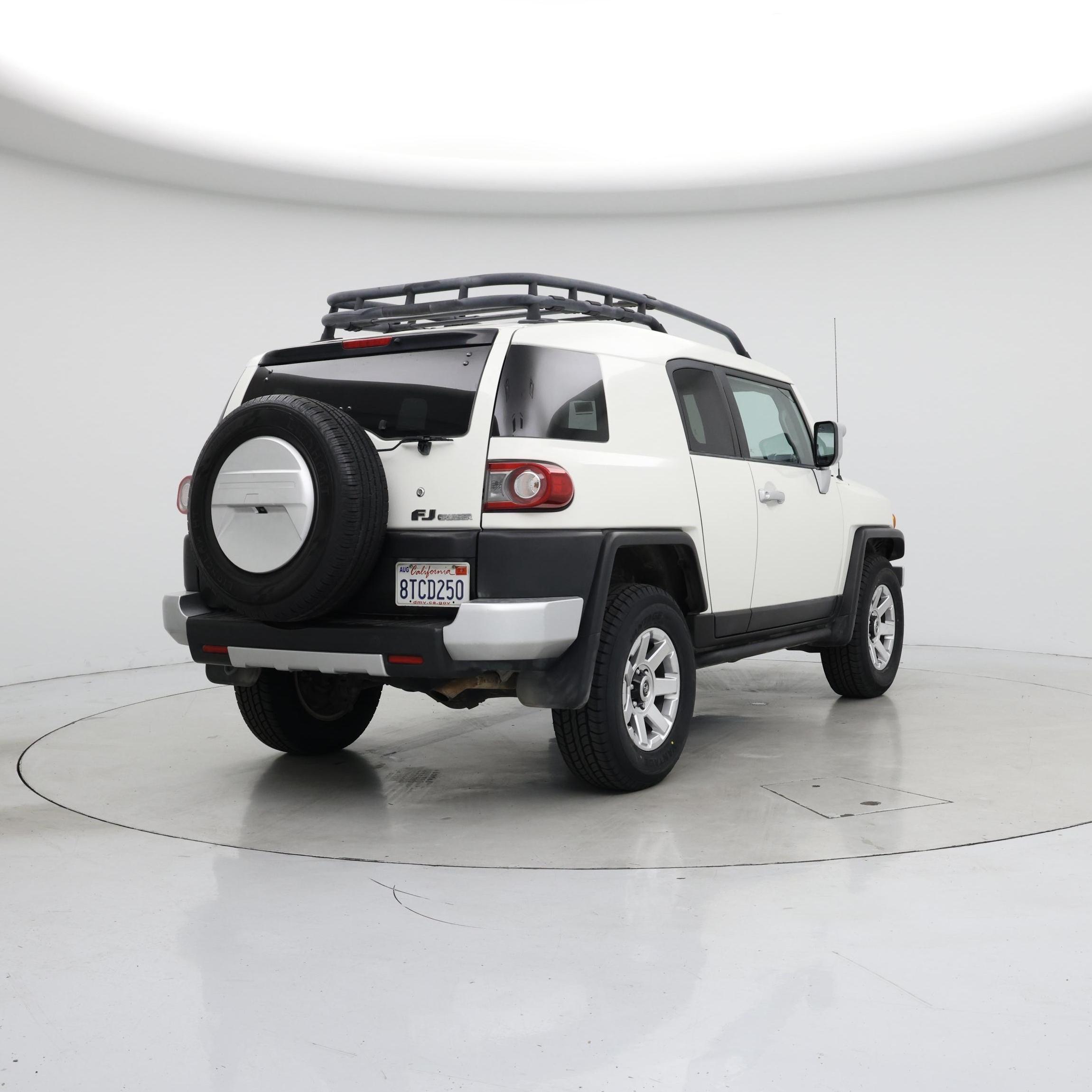 Thumbnail: 2014 Toyota FJ Cruiser - 8