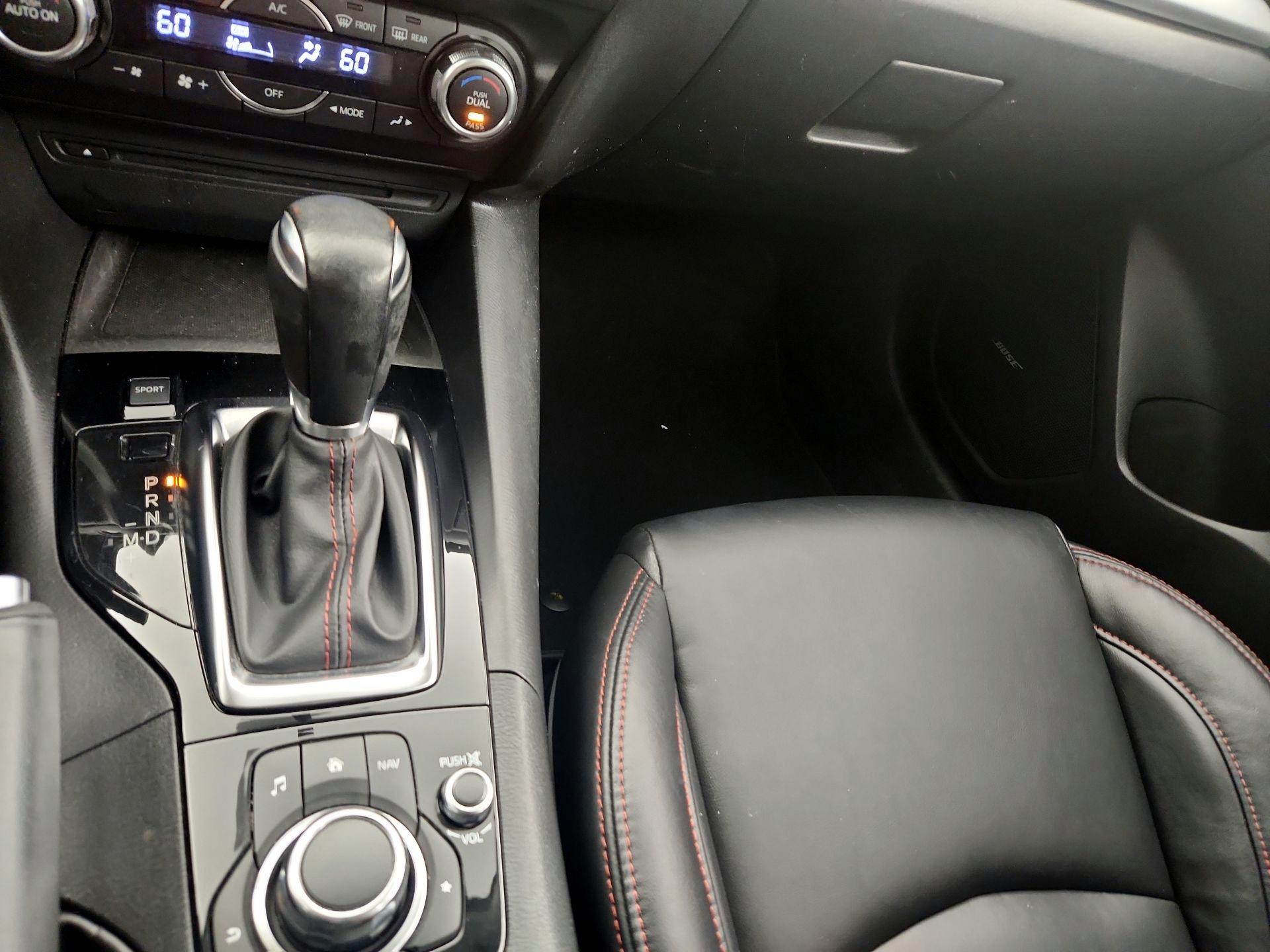 Thumbnail: 2014 Mazda Mazda3 - 17