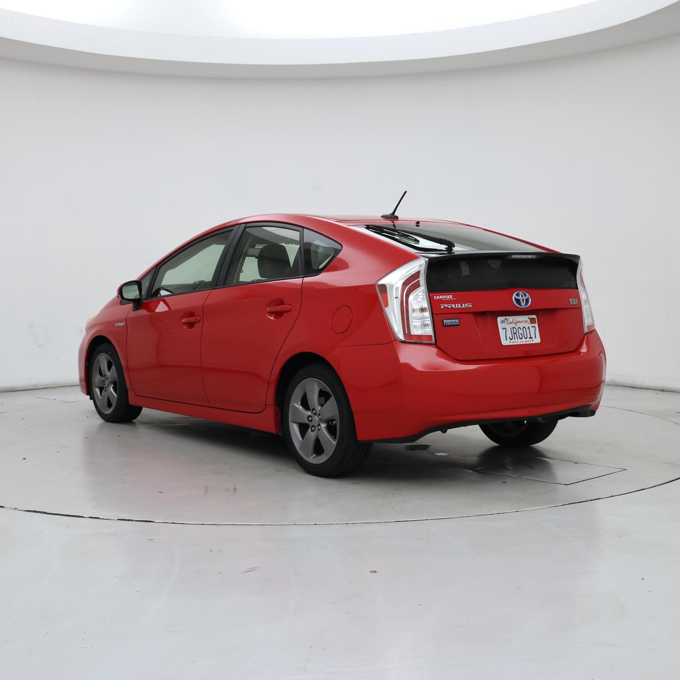 Thumbnail: 2015 Toyota Prius - 2