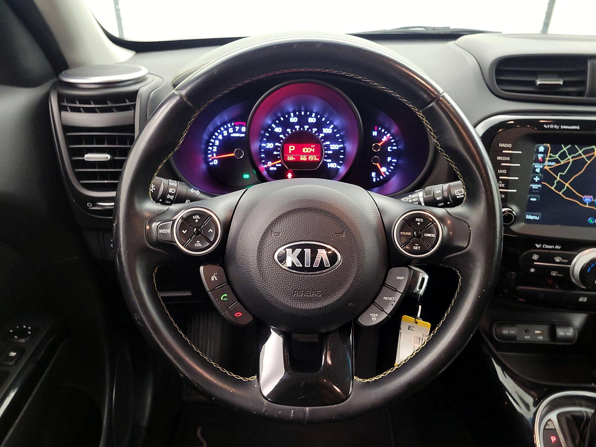 Thumbnail: 2016 Kia Soul - 10