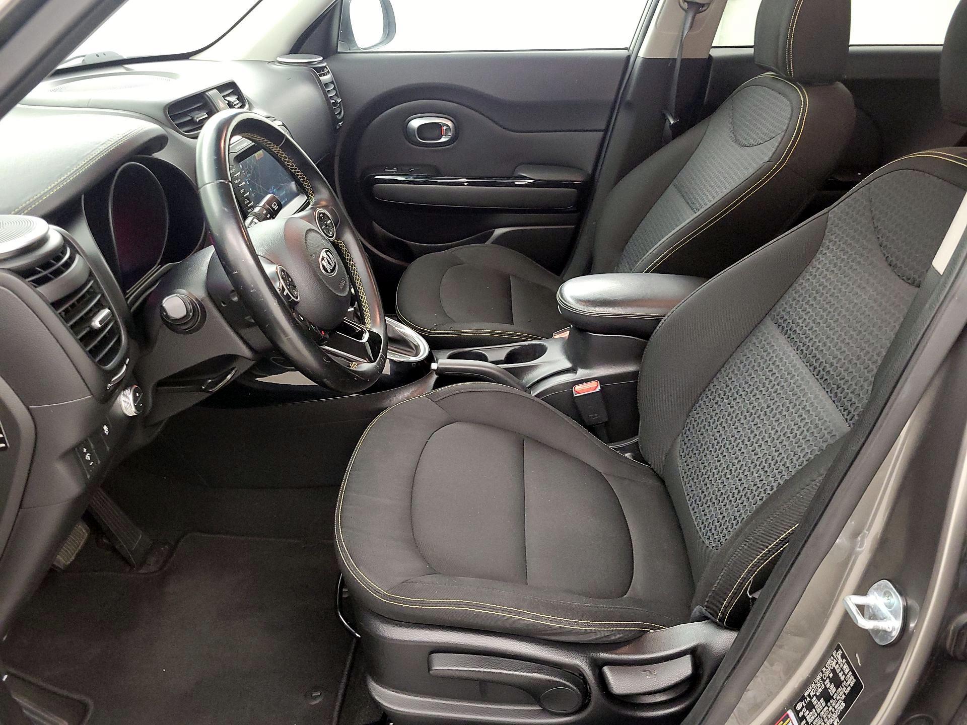 Thumbnail: 2016 Kia Soul - 11