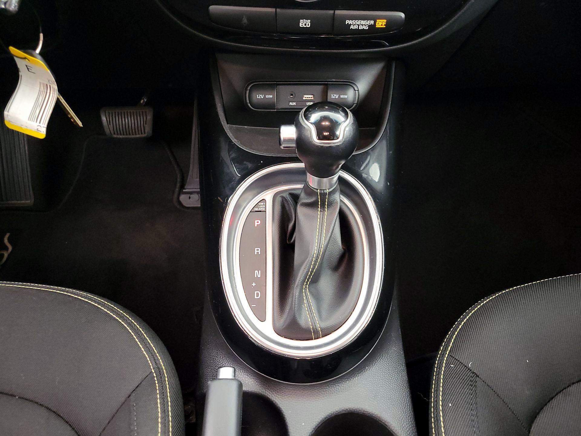 Thumbnail: 2016 Kia Soul - 18