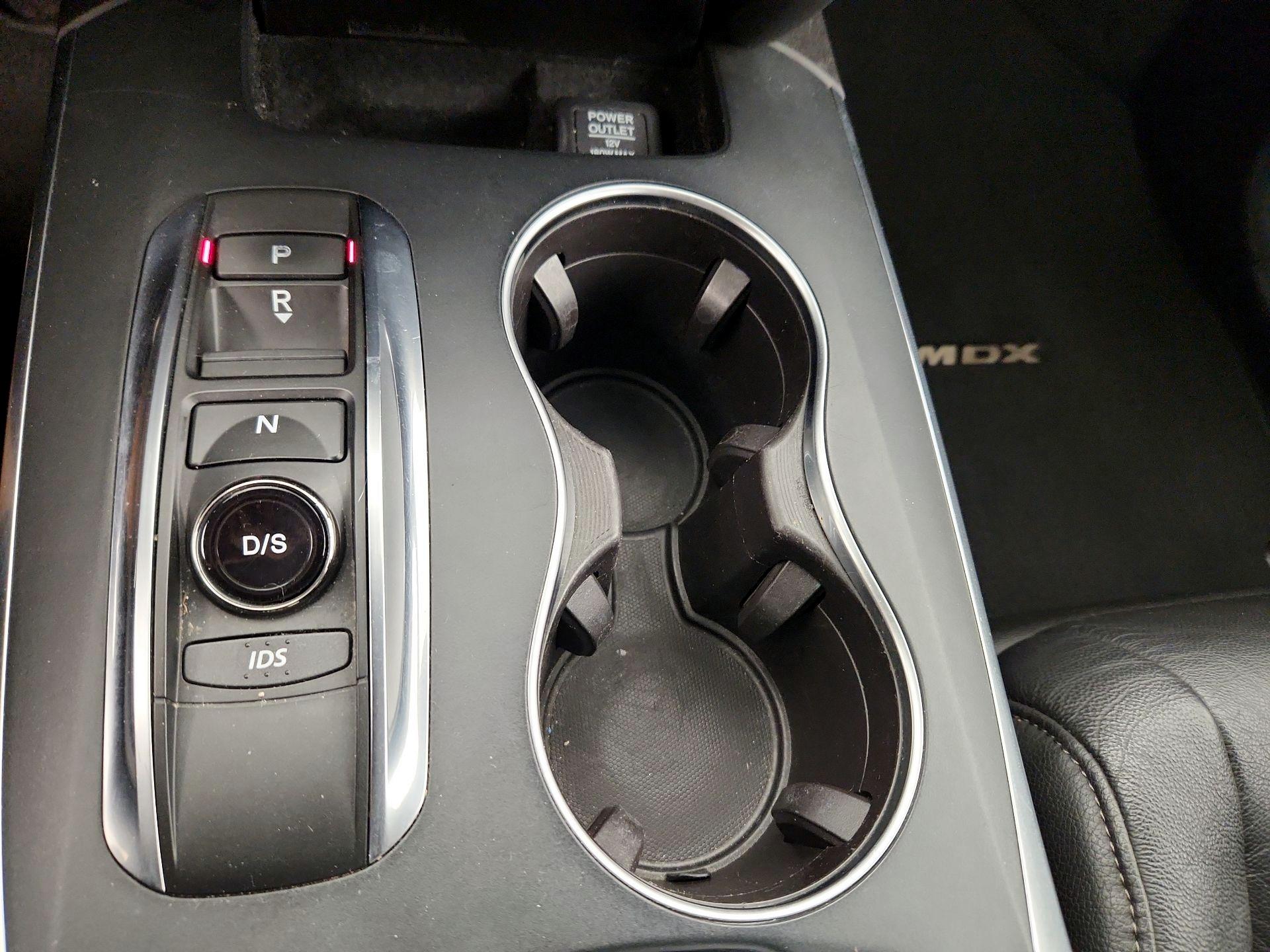 Thumbnail: 2016 Acura MDX - 17