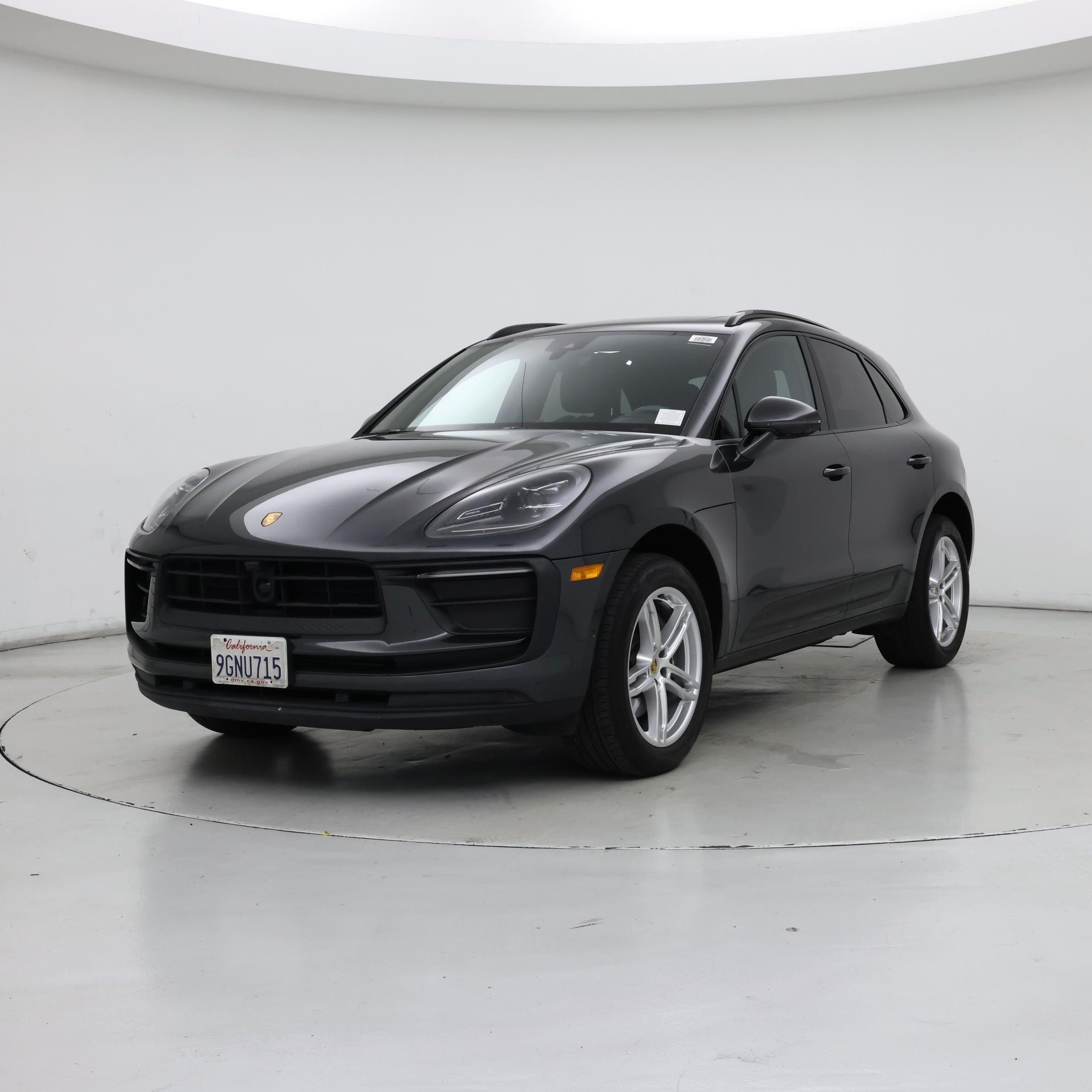 Thumbnail: 2023 Porsche Macan - 4