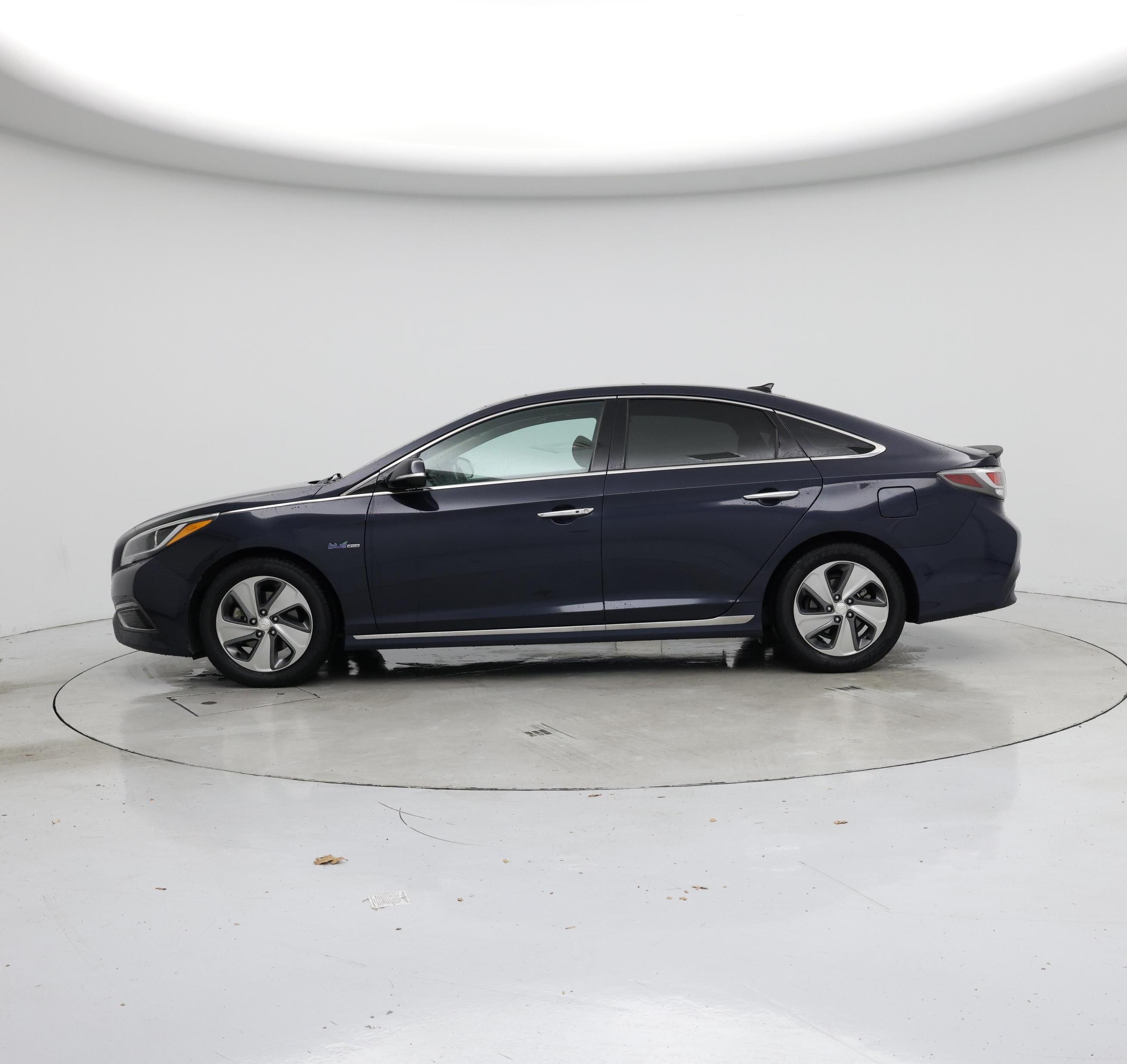 Thumbnail: 2017 Hyundai Sonata - 3