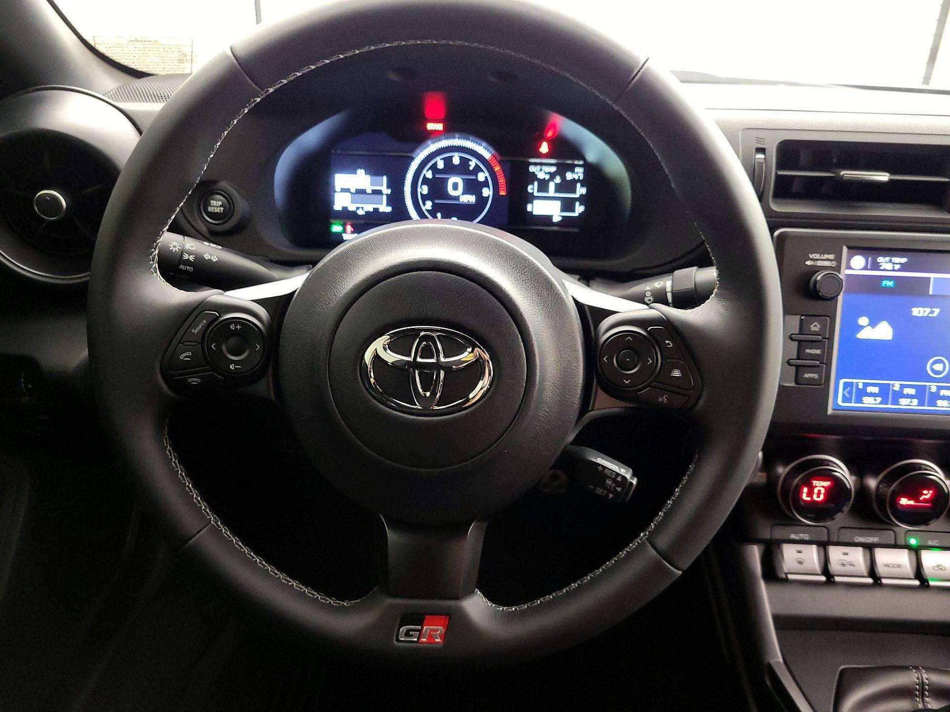 Thumbnail: 2025 Toyota GR86 - 10