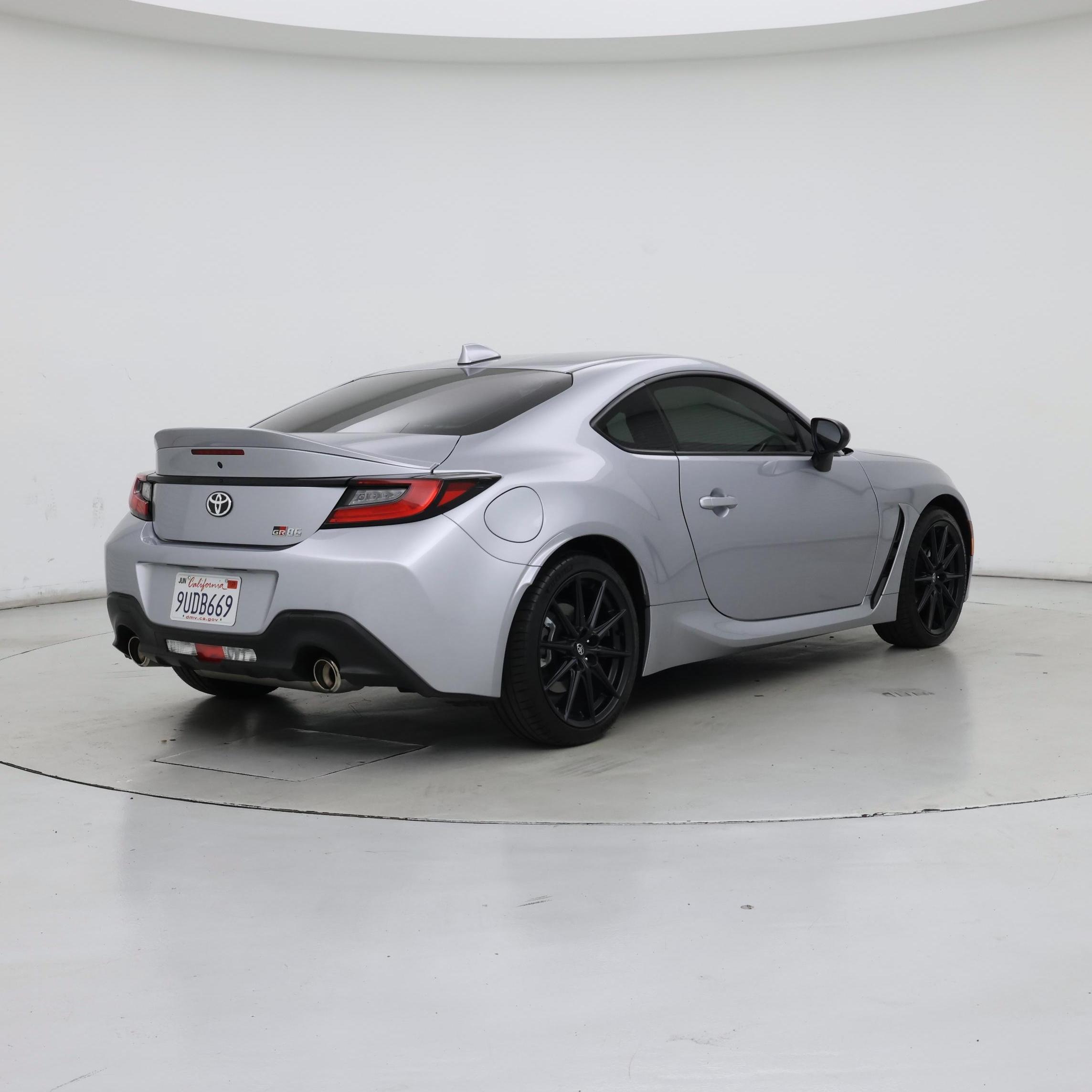 Thumbnail: 2025 Toyota GR86 - 8