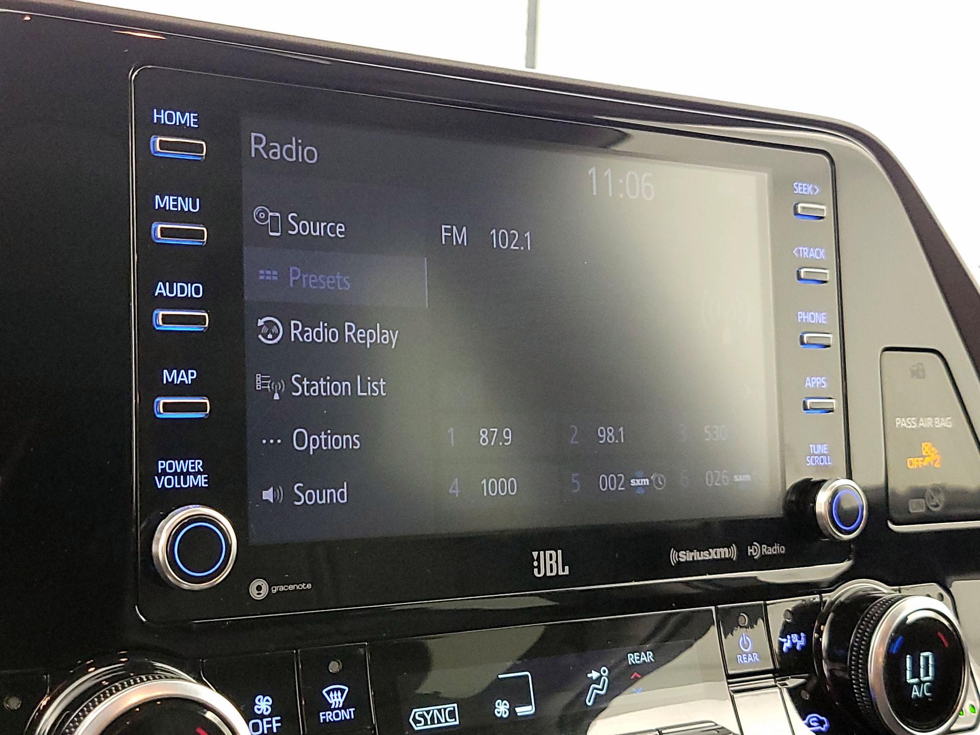 Thumbnail: 2020 Toyota Highlander - 16