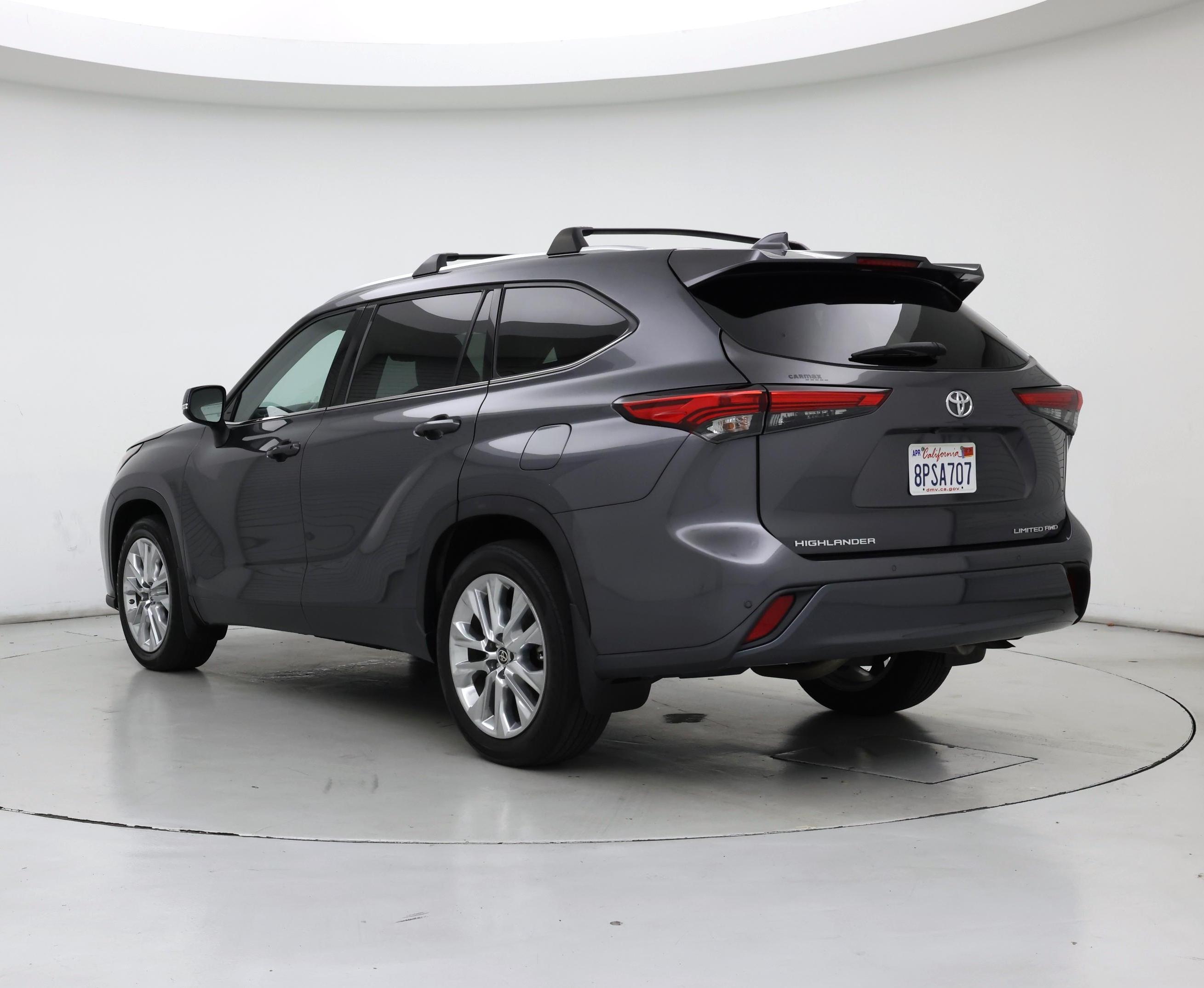 Thumbnail: 2020 Toyota Highlander - 2