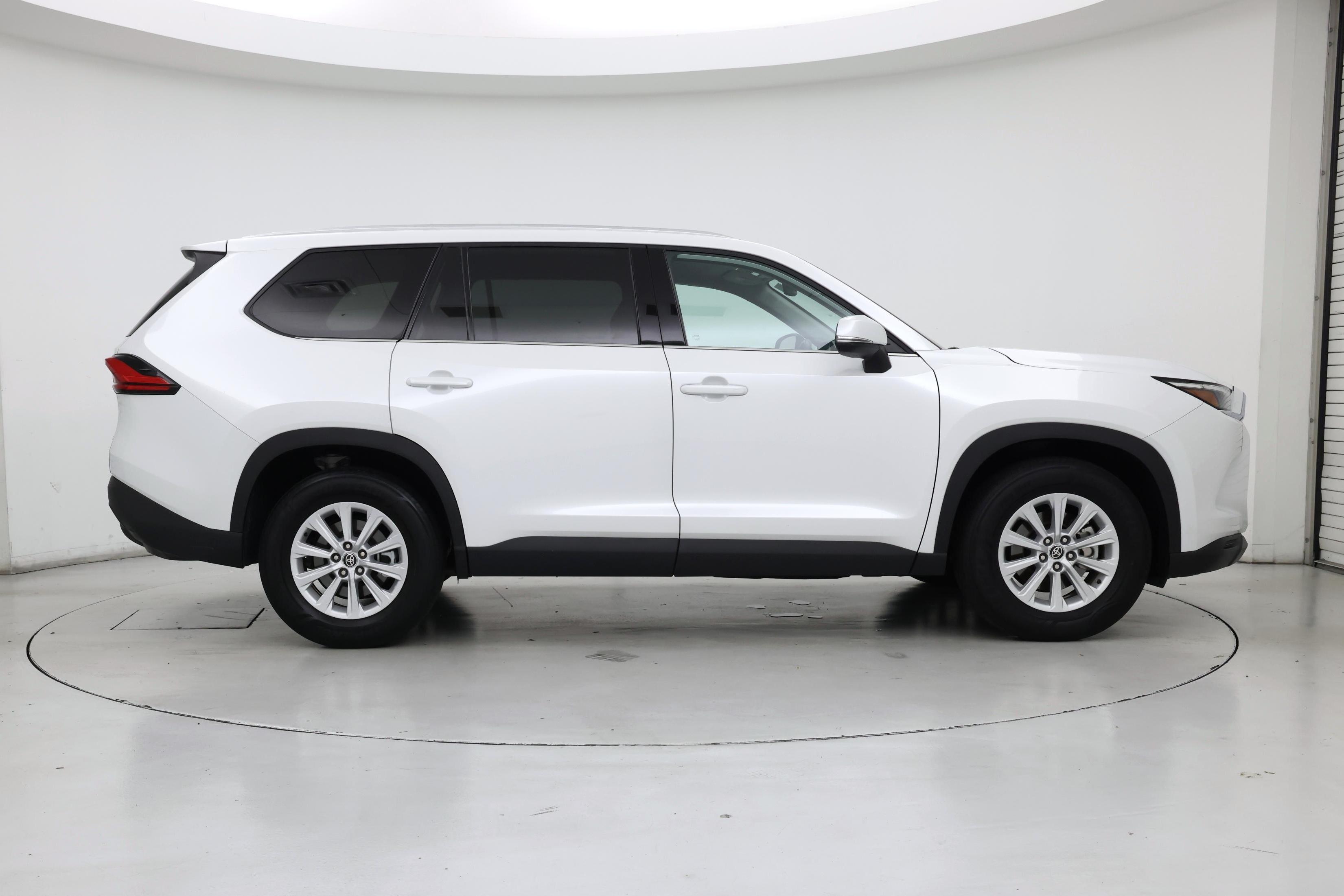 Thumbnail: 2024 Toyota Grand Highlander - 7