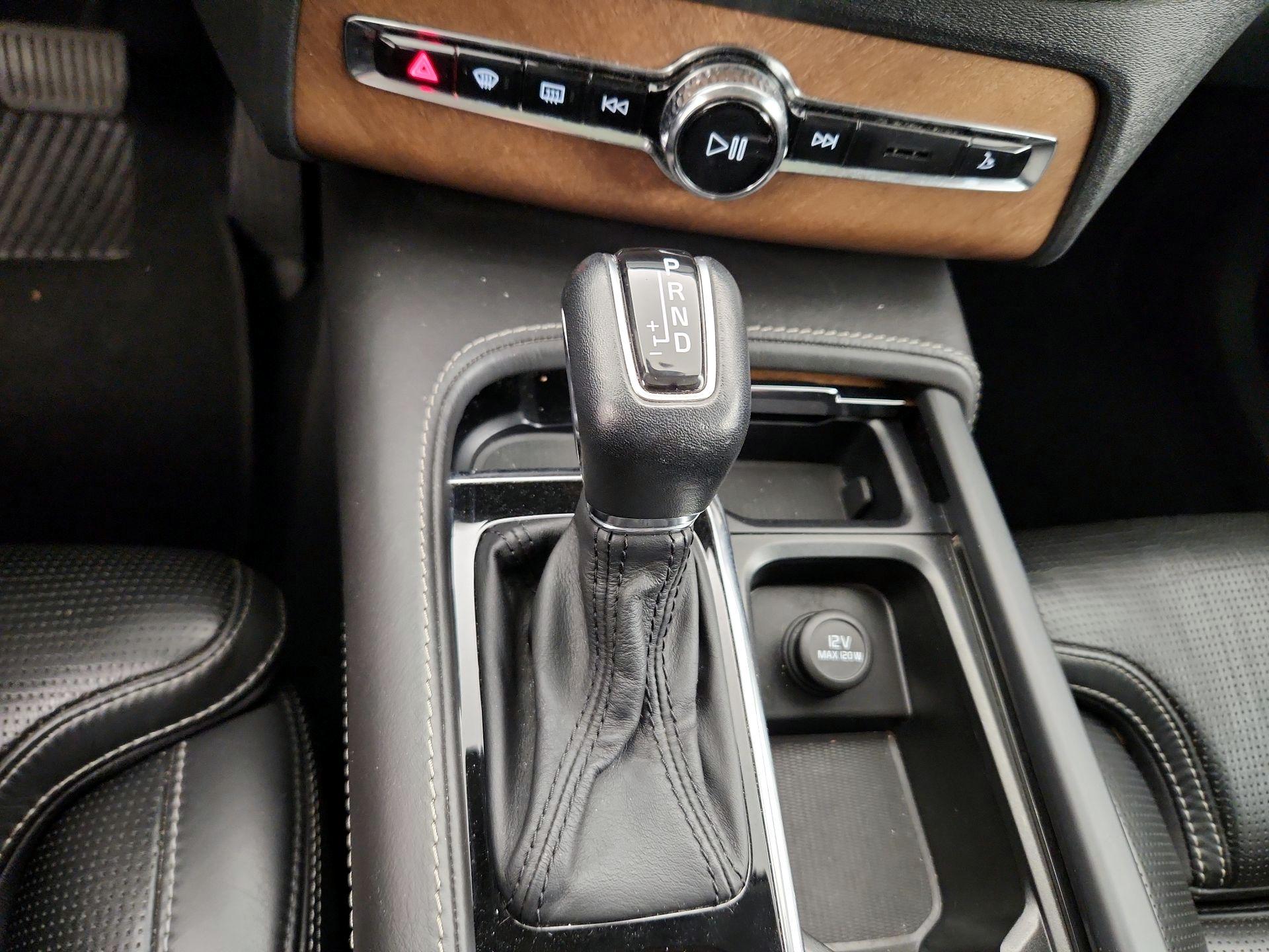Thumbnail: 2018 Volvo XC90 - 18