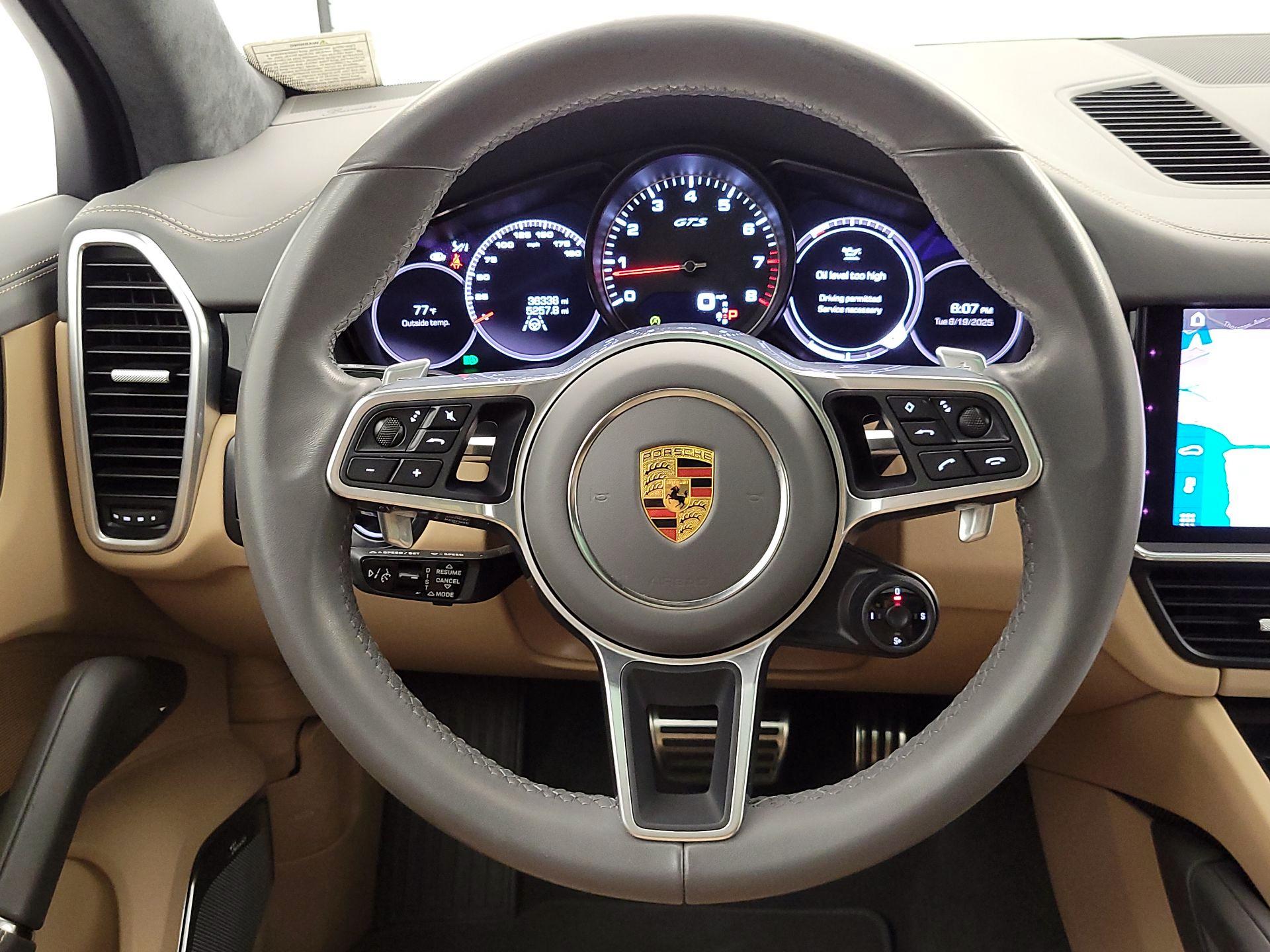 Thumbnail: 2021 Porsche Cayenne - 10