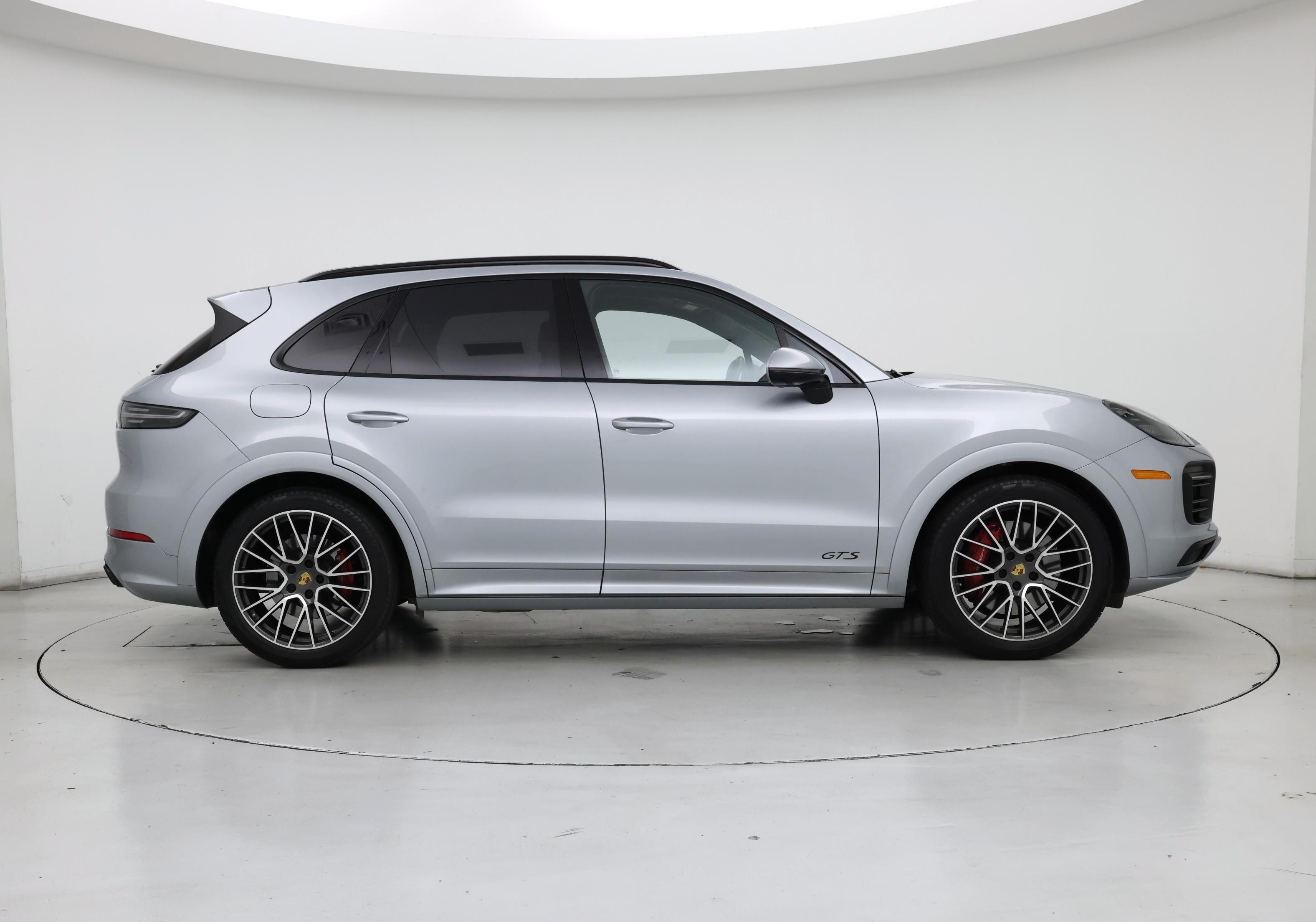 Thumbnail: 2021 Porsche Cayenne - 7