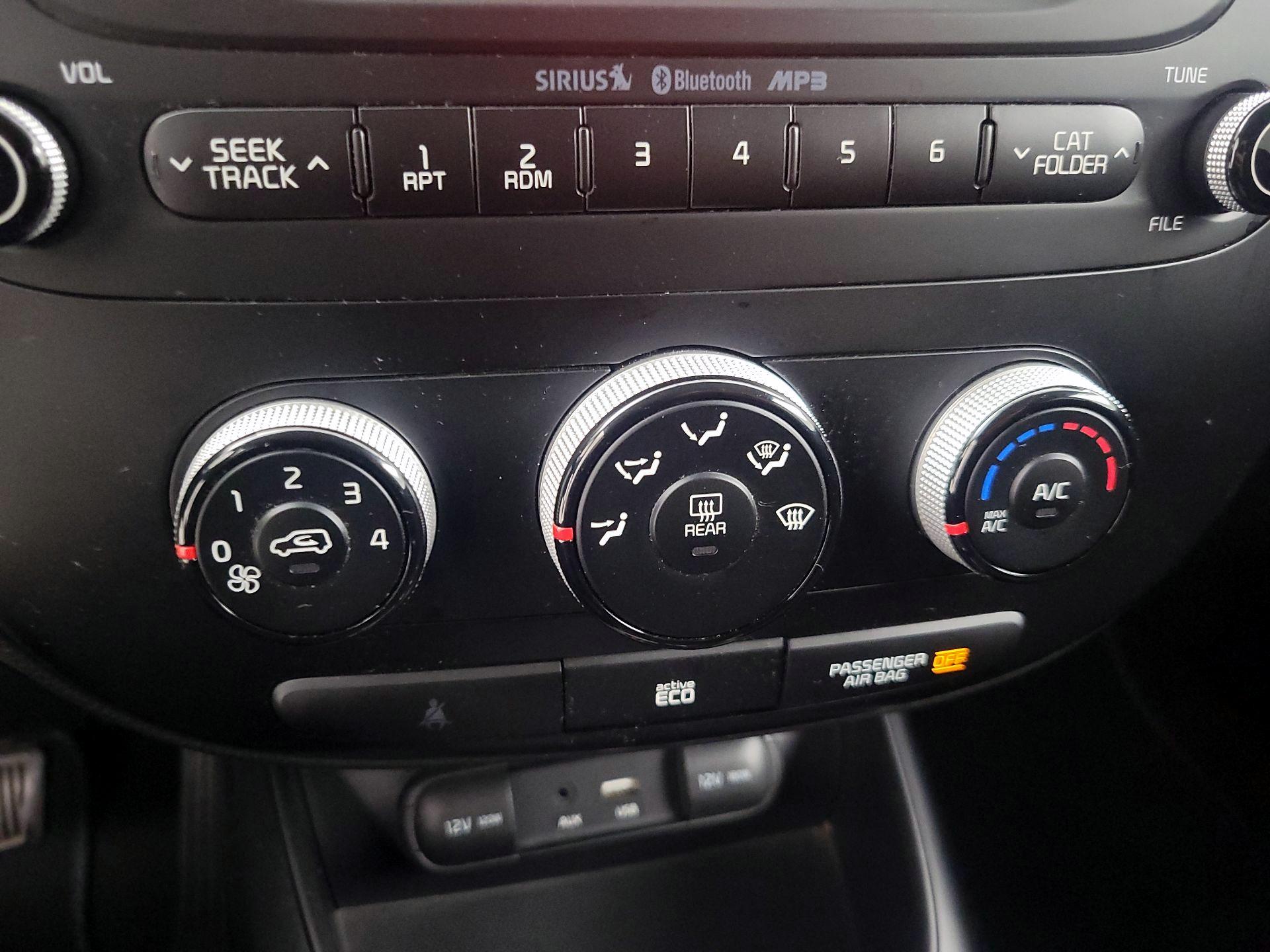 Thumbnail: 2016 Kia Soul - 14
