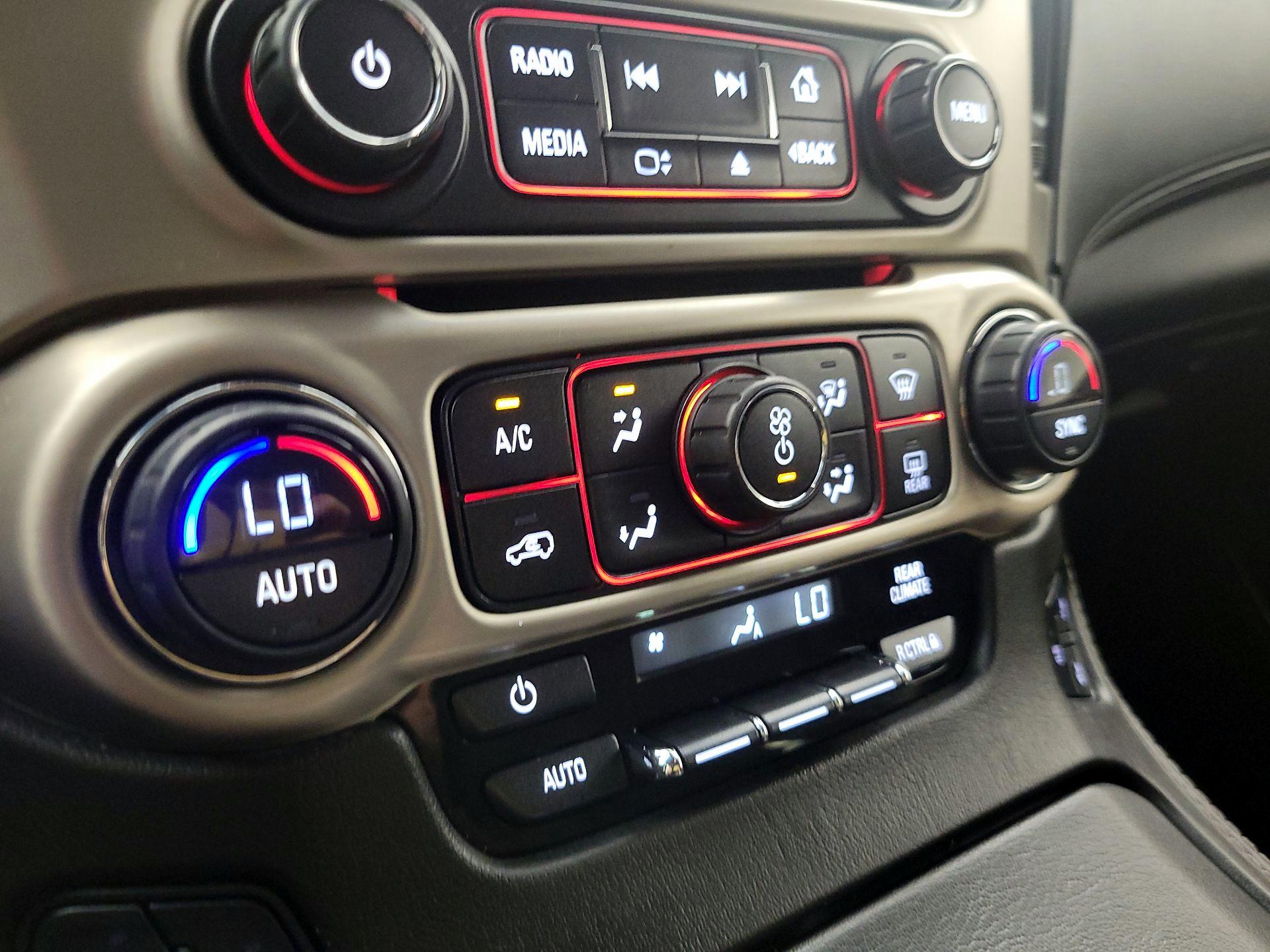 Thumbnail: 2016 GMC Yukon - 17