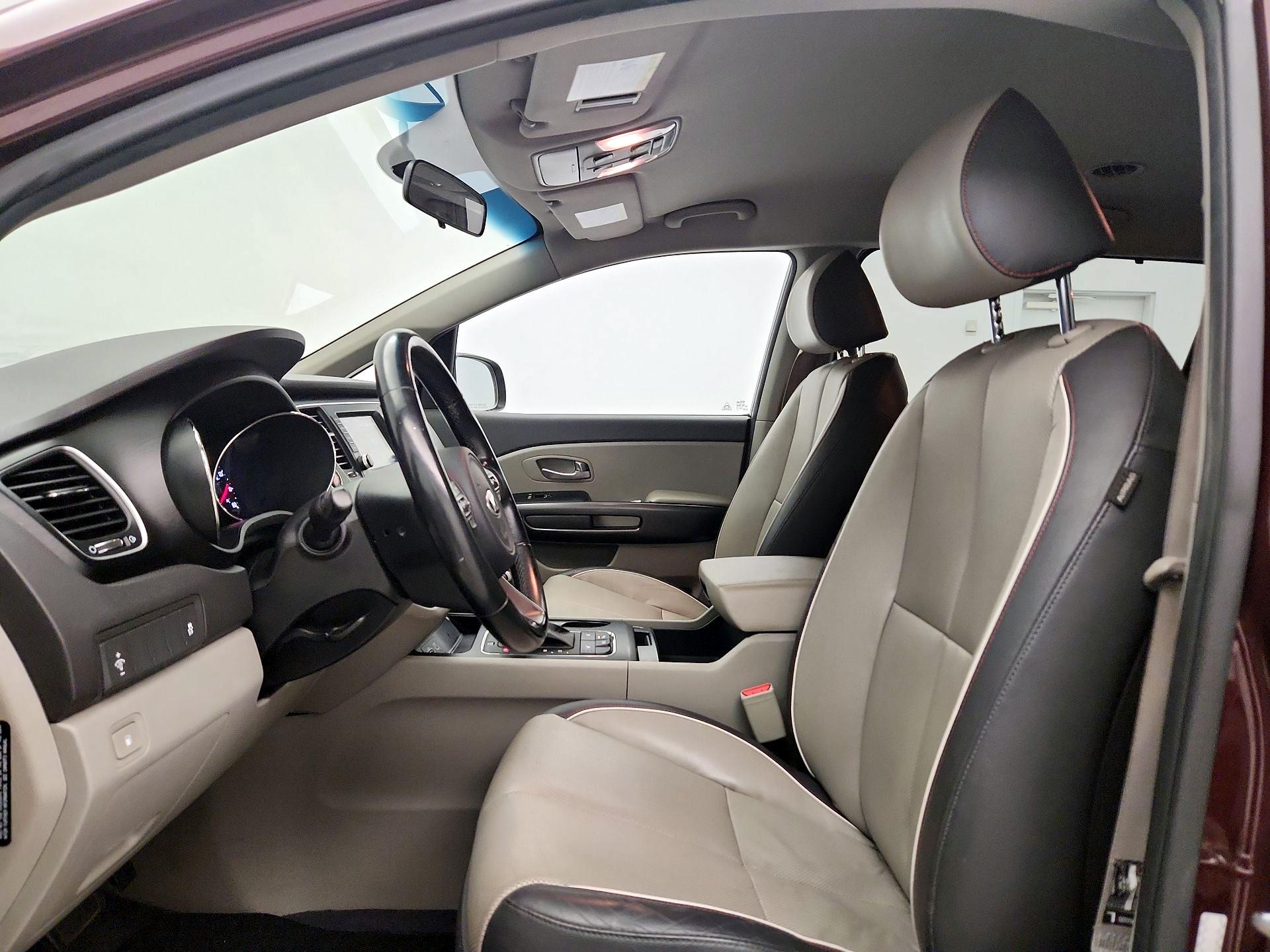Thumbnail: 2017 Kia Sedona - 11