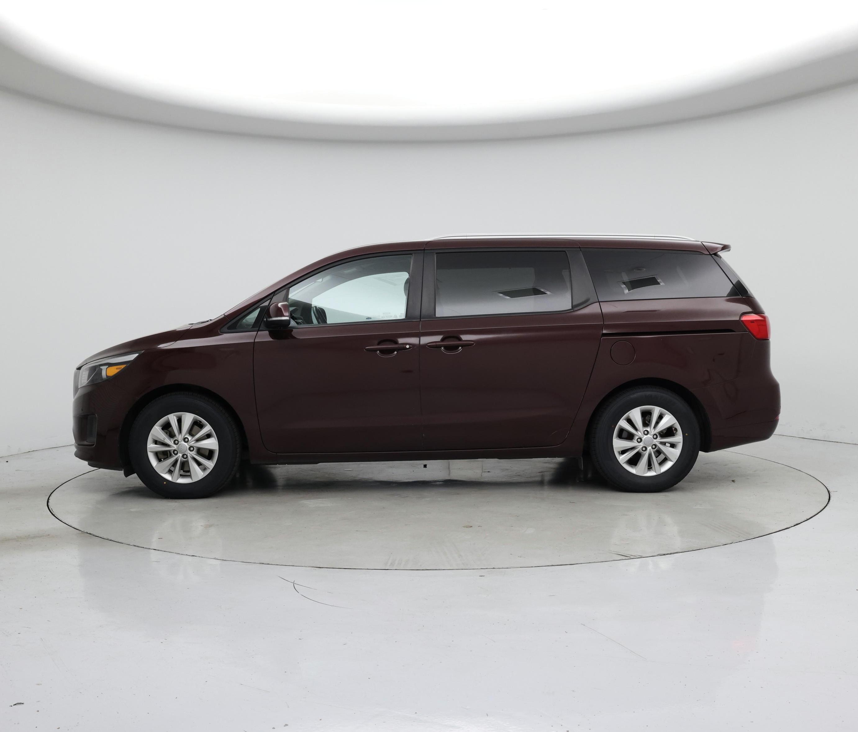 Thumbnail: 2017 Kia Sedona - 3