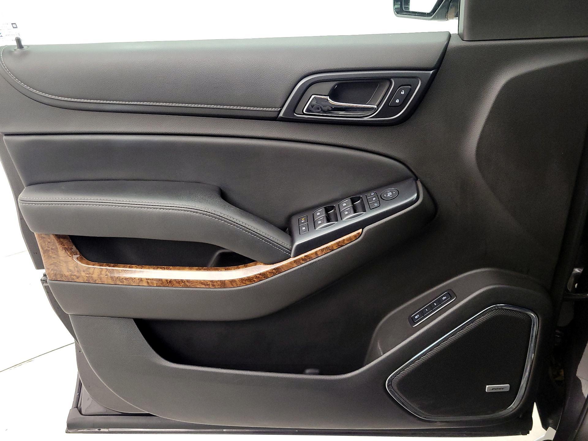 Thumbnail: 2015 Chevrolet Tahoe - 12