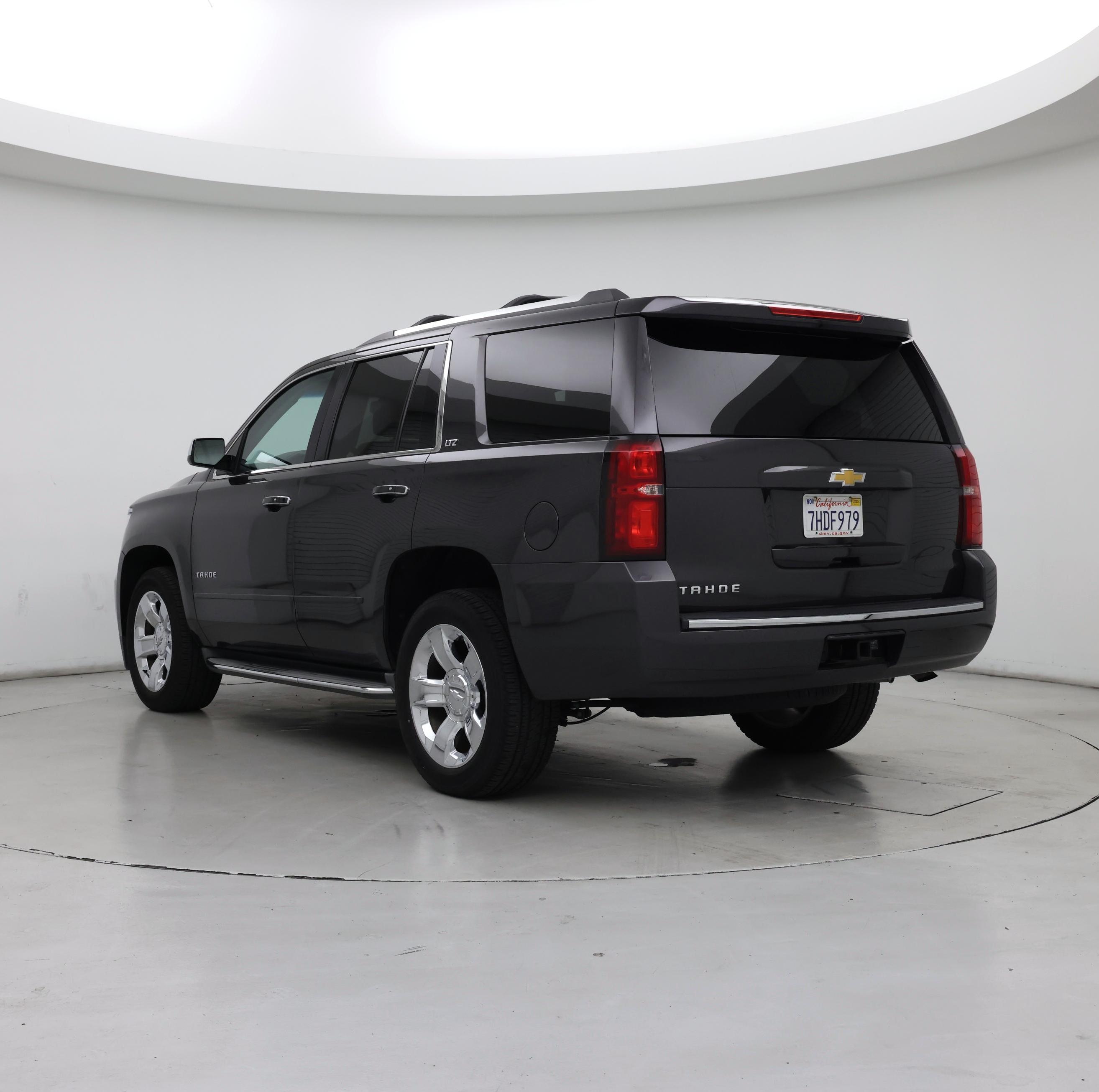 Thumbnail: 2015 Chevrolet Tahoe - 2