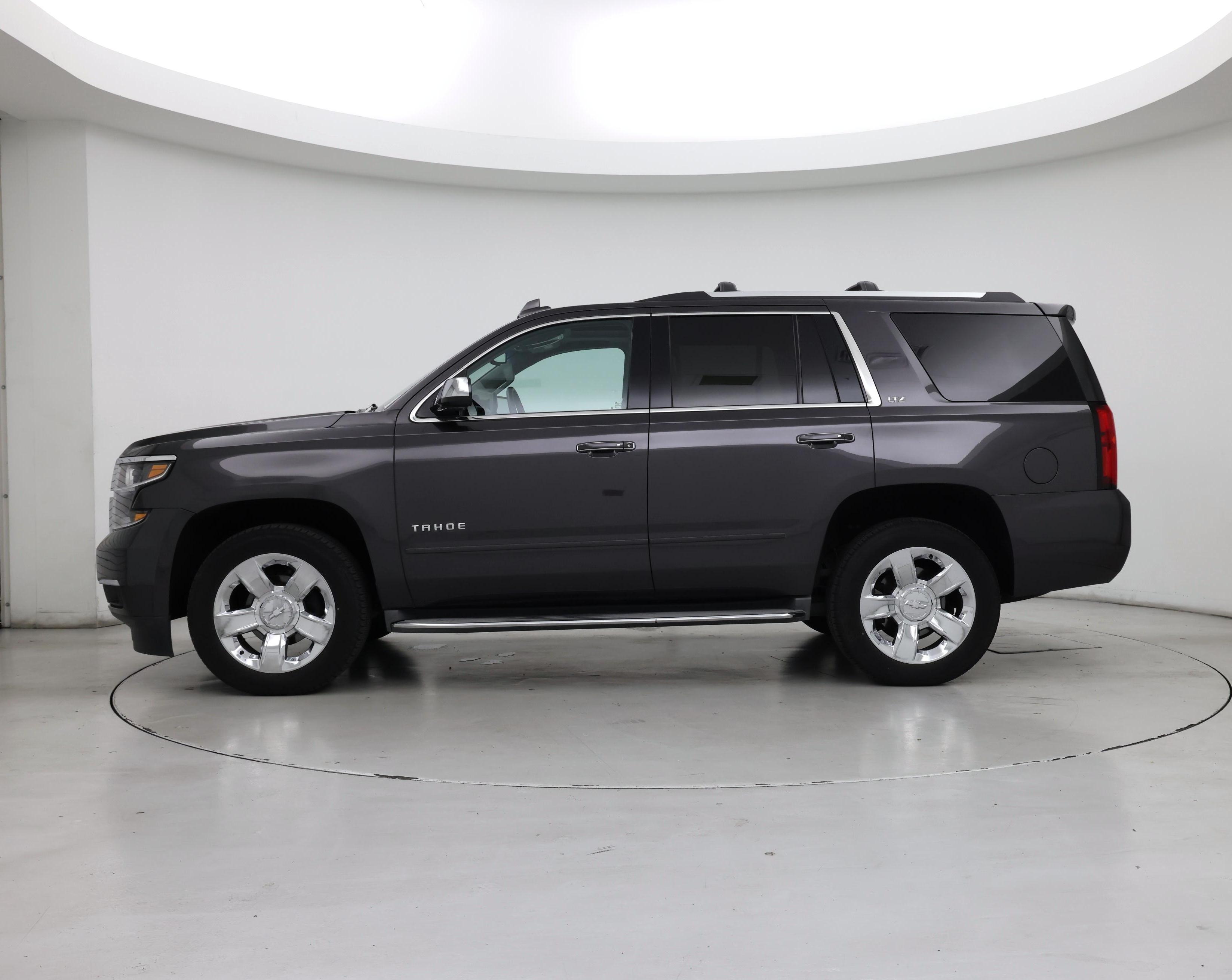 Thumbnail: 2015 Chevrolet Tahoe - 3