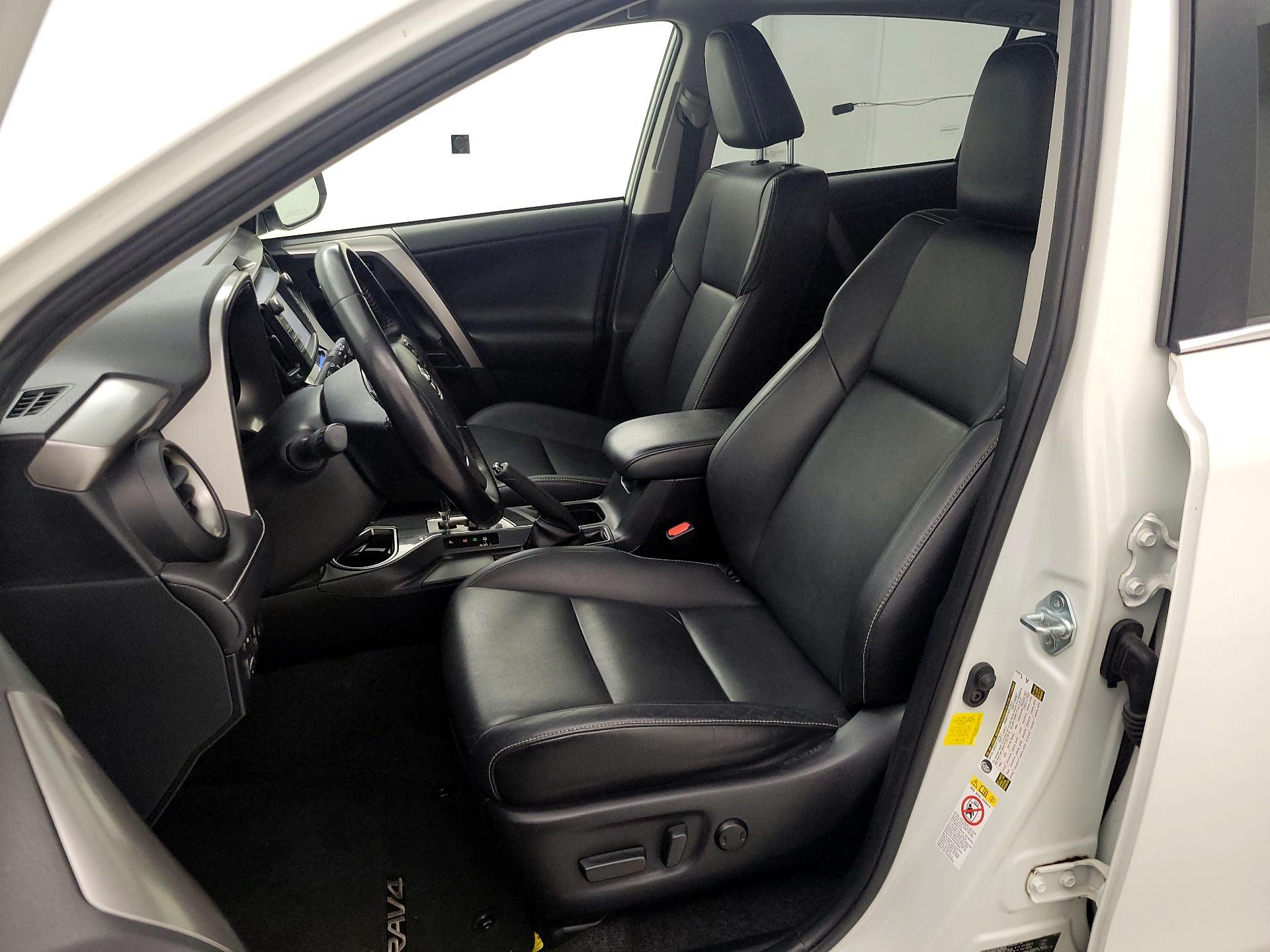 Thumbnail: 2017 Toyota RAV4 - 11