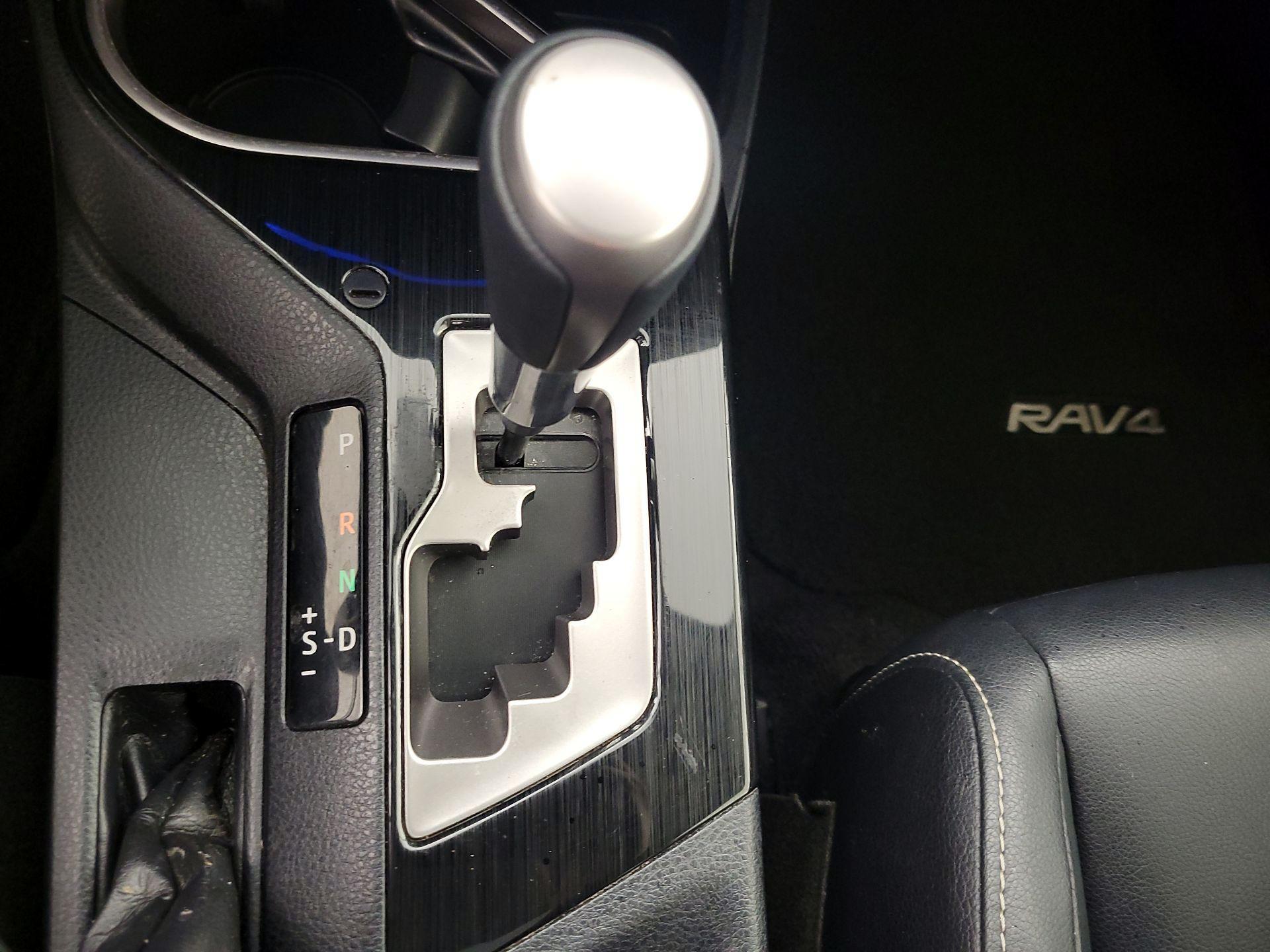 Thumbnail: 2017 Toyota RAV4 - 17
