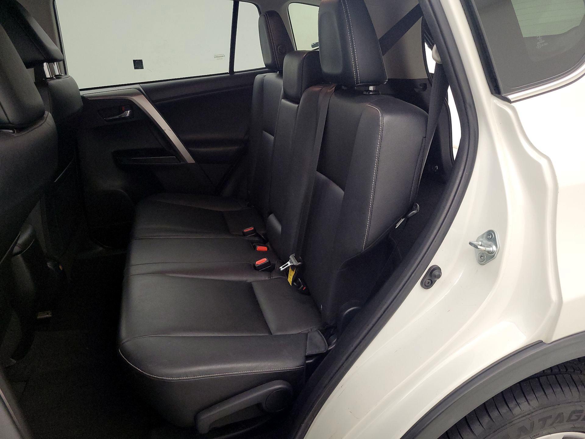 Thumbnail: 2017 Toyota RAV4 - 19