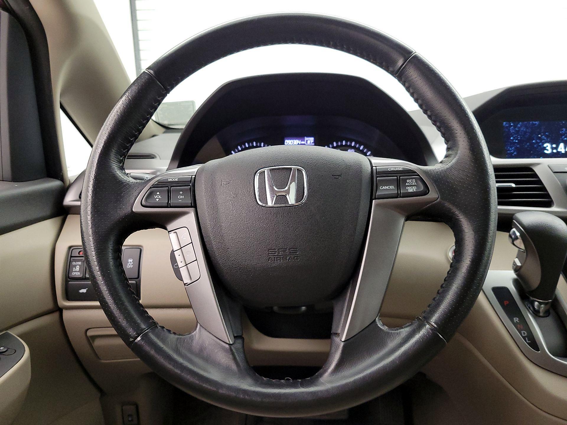 Thumbnail: 2014 Honda Odyssey - 10
