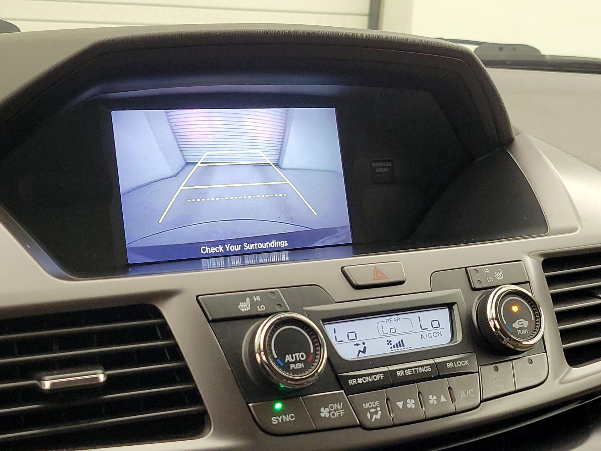 Thumbnail: 2014 Honda Odyssey - 14