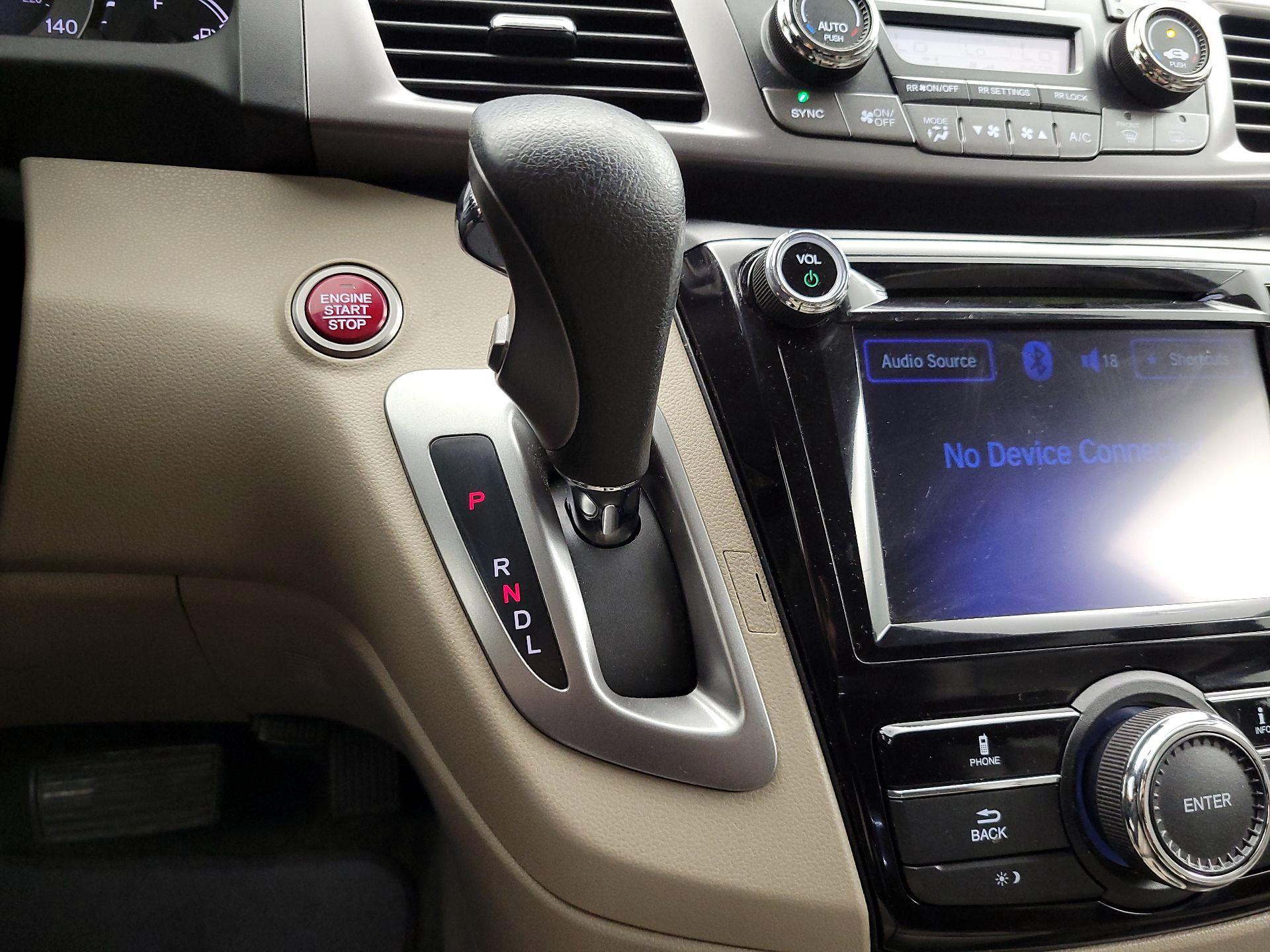 Thumbnail: 2014 Honda Odyssey - 17