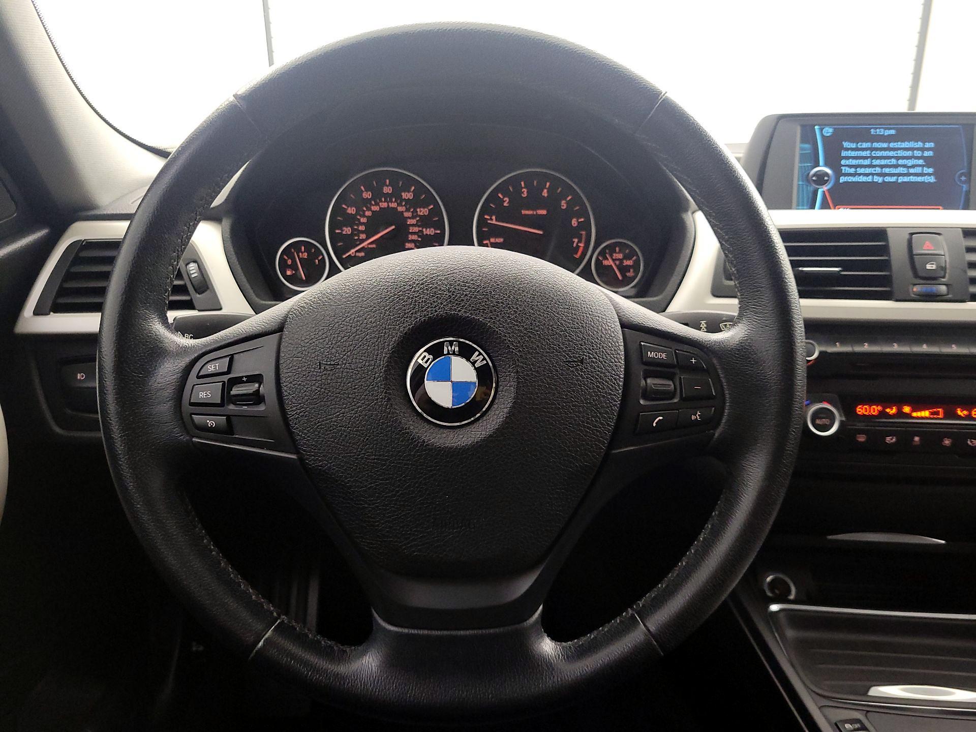 Thumbnail: 2014 BMW 3 Series - 10
